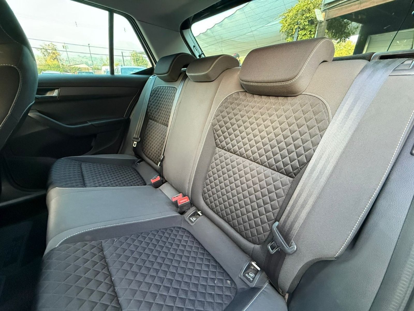 SKODA FABIA TDI 1.4 MT 2018 - Imagen 17 de 17