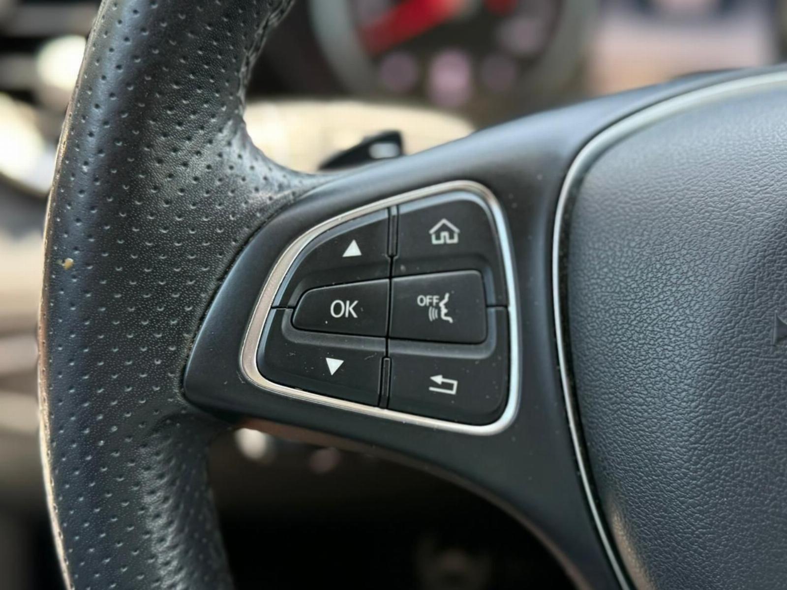MERCEDES-BENZ GLC 220D 4MATIC 2018 - Imagen 11 de 19