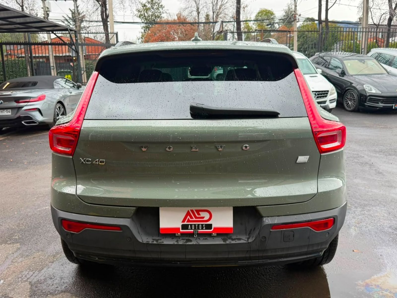 Volvo XC40 T5 HYBRID R DESING 1.5T 2023 - Imagen 5 de 18