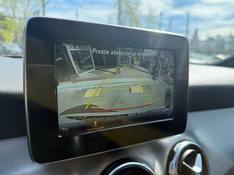 Mercedes-Benz GLA 250 4MATIC 2.0 2020 - Imagen 10 de 14