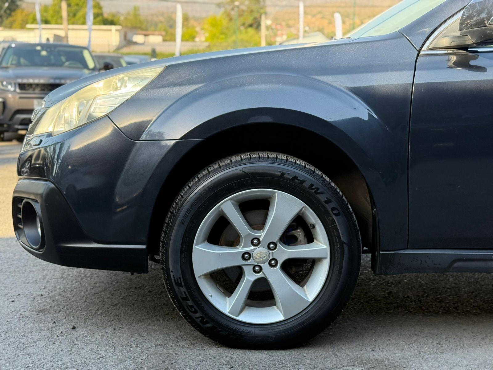 SUBARU OUTBACK LIMITED 2.5 CVT AWD 2013 - Imagen 7 de 20