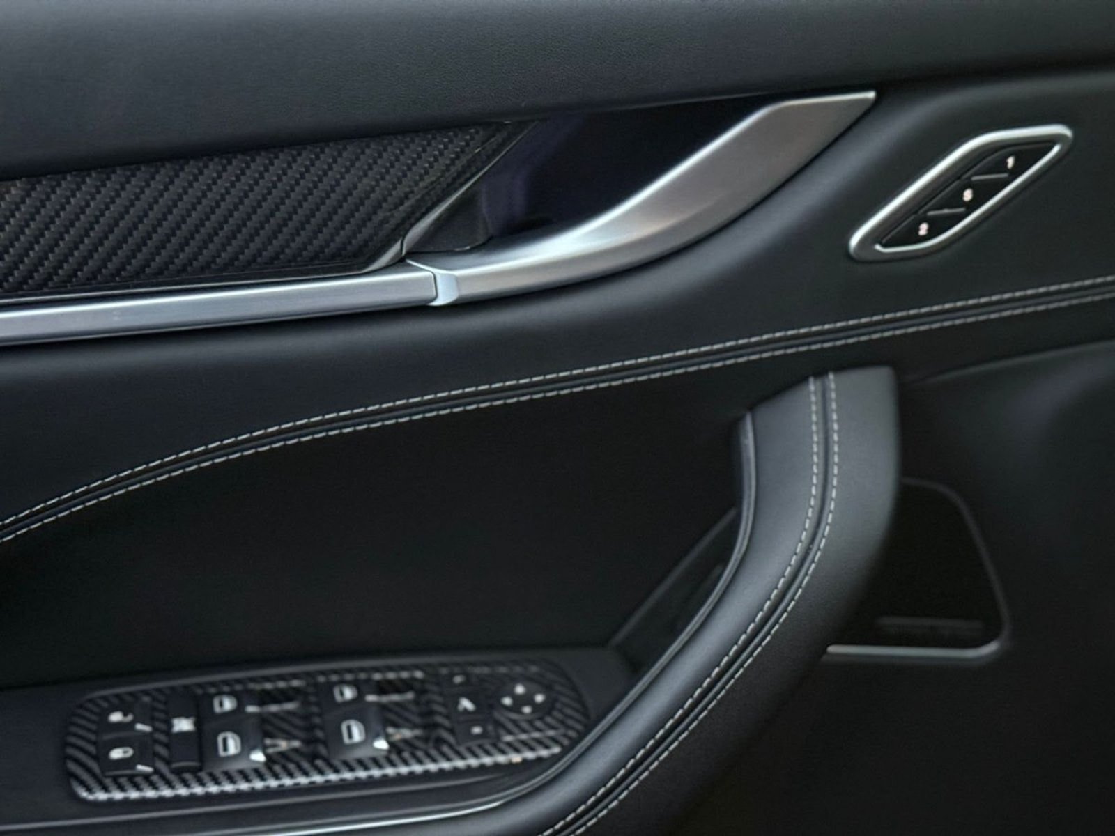 MASERATI LEVANTE S 3.0 2017 - Imagen 16 de 20