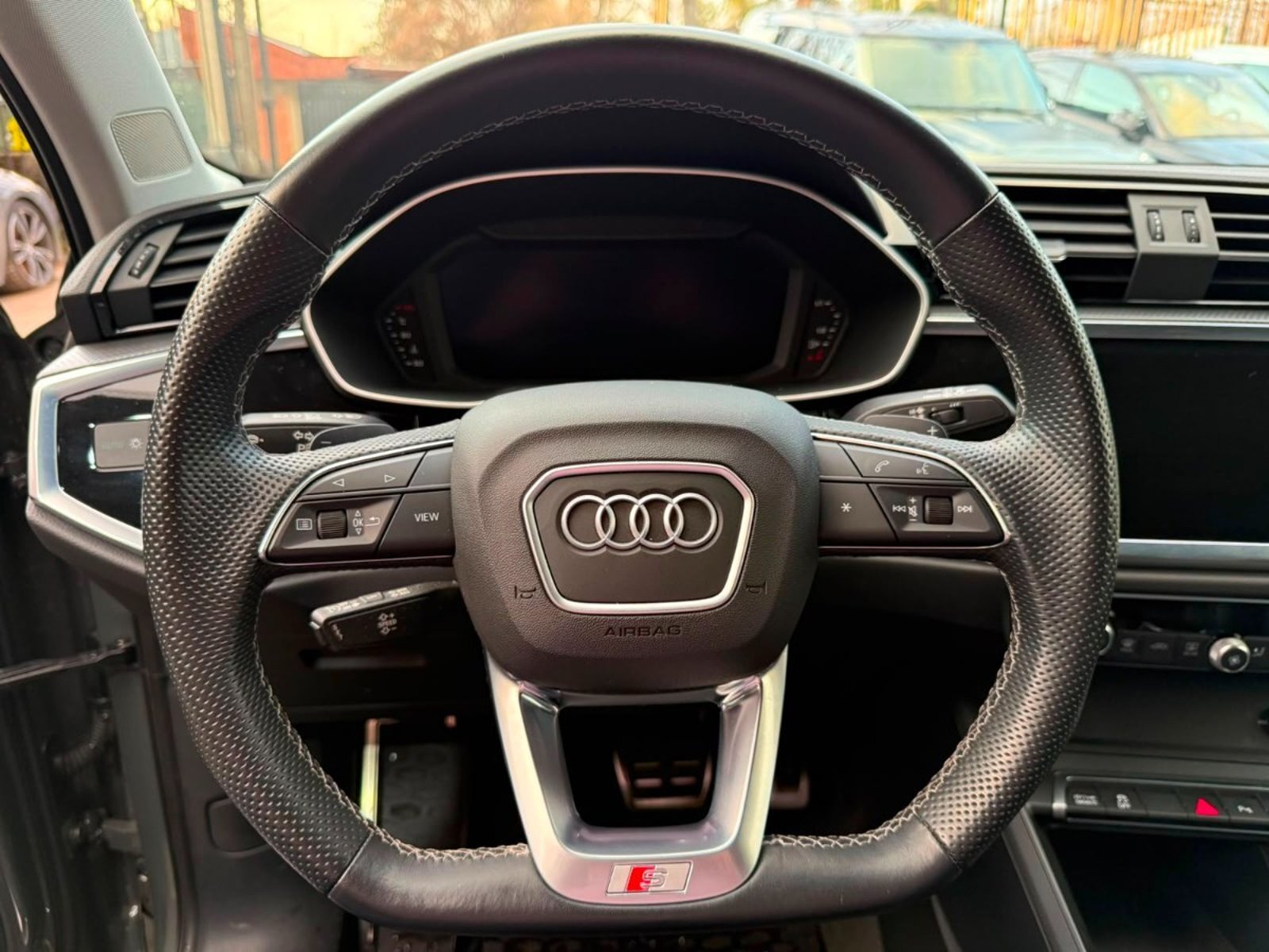 Audi Q3 35 TFSI S LINE 2023 - Imagen 11 de 18