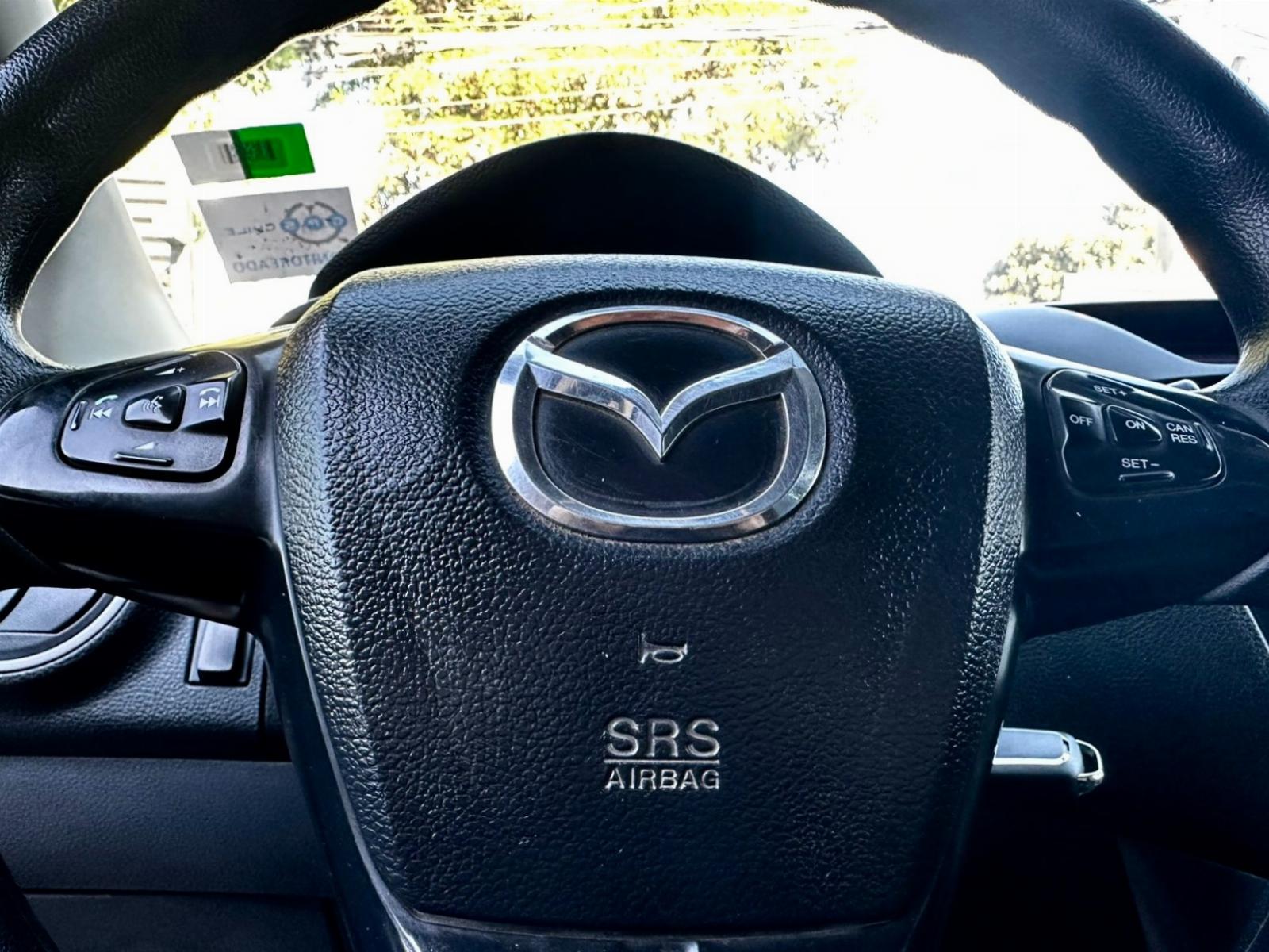MAZDA BT-50 SDX 2019 - Imagen 10 de 15