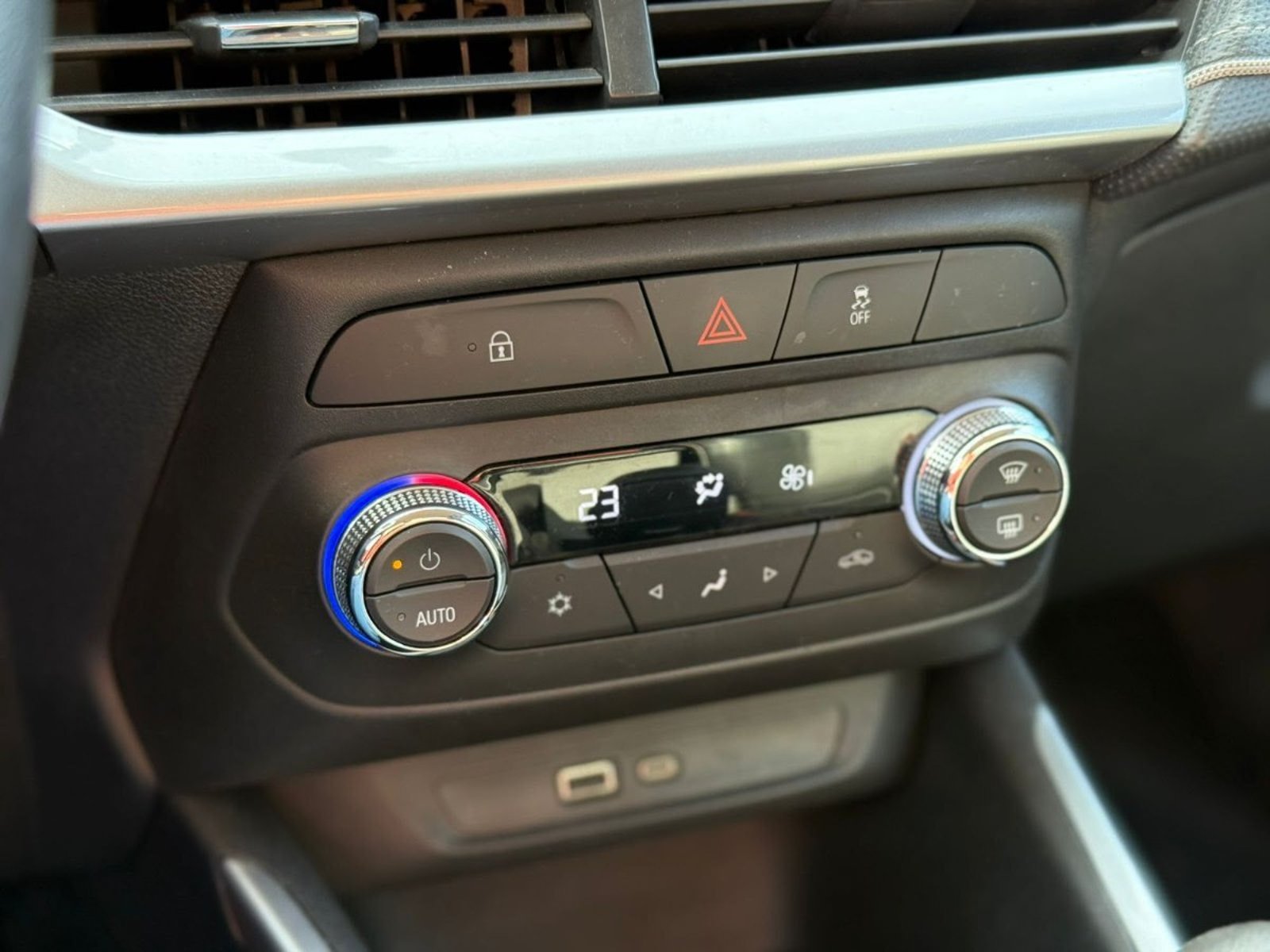 CHEVROLET MONTANA PREMIER 1.2 AT 2024 - Imagen 14 de 17