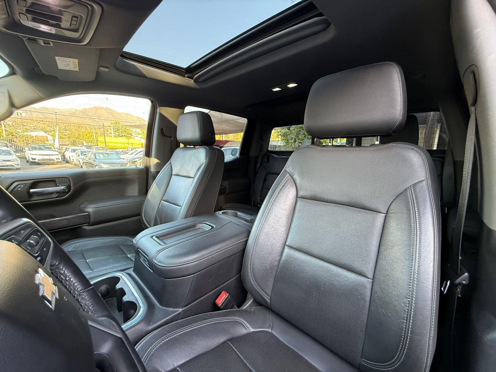 CHEVROLET SILVERADO LTZ 5.3 2020 - Imagen 18 de 20