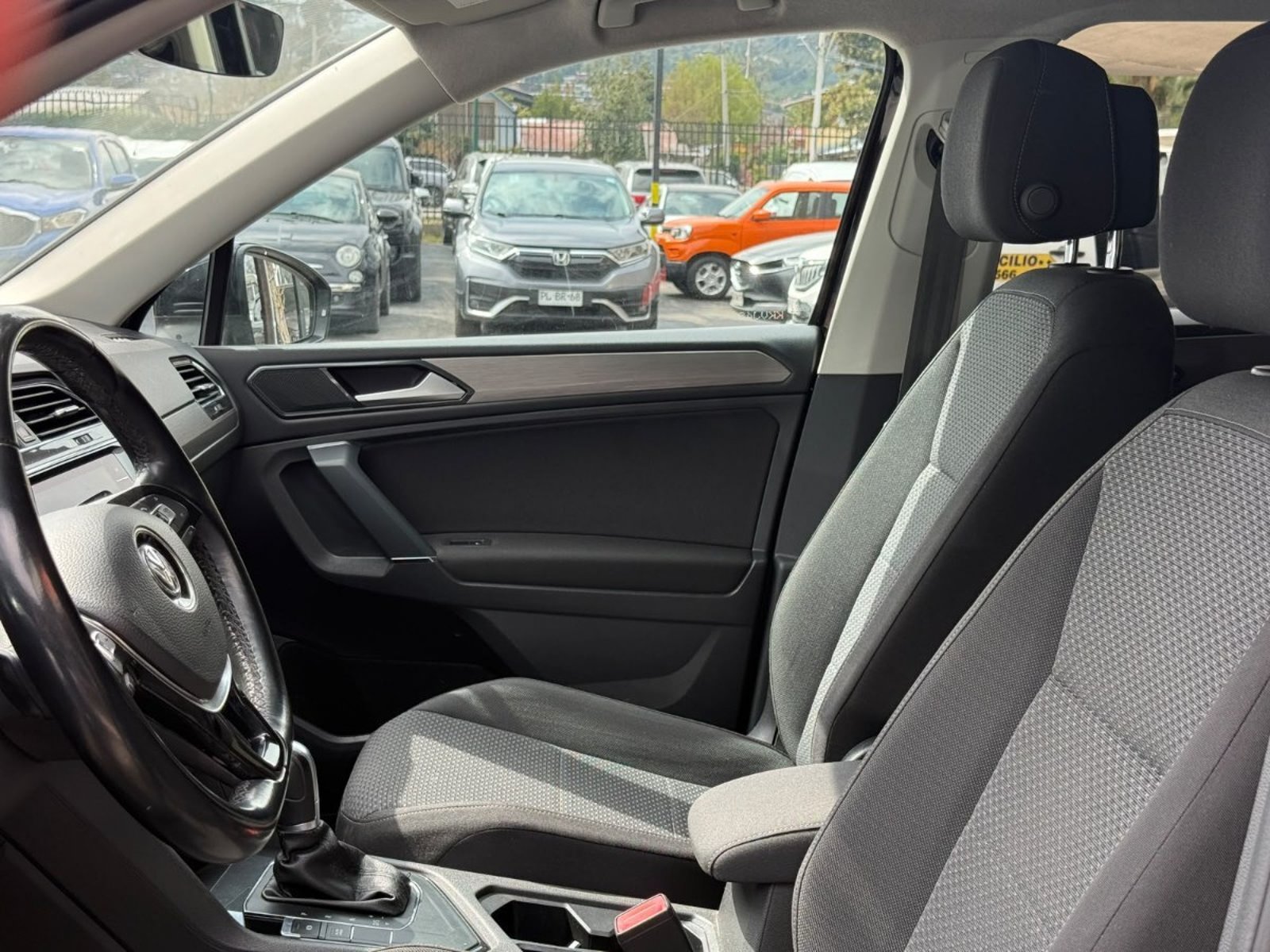 Volkswagen TIGUAN COMFORTLINE 1.4 AT 2018 - Imagen 7 de 15