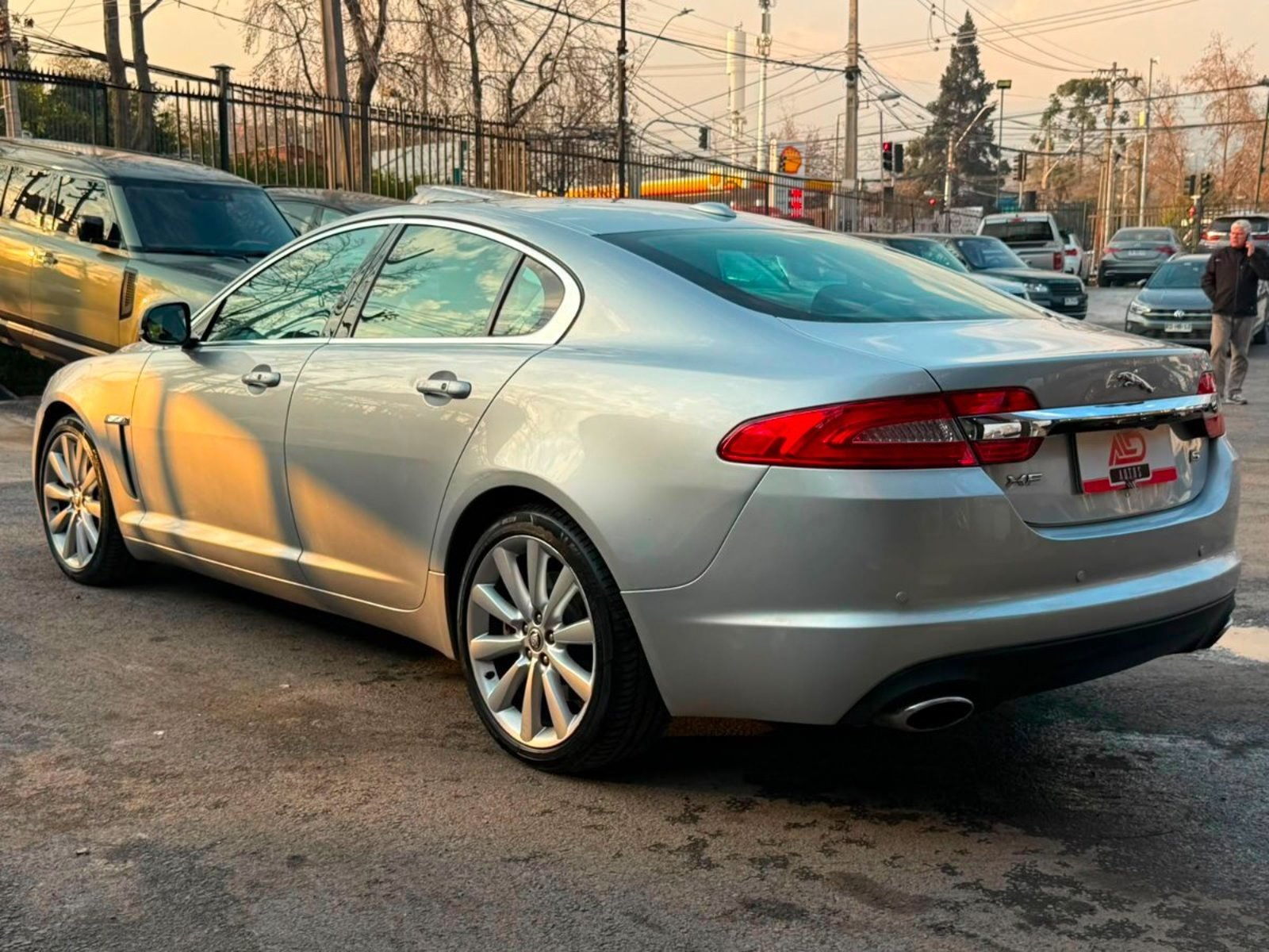 Jaguar XF 30 3.0 DIESEL 2013 - Imagen 6 de 19