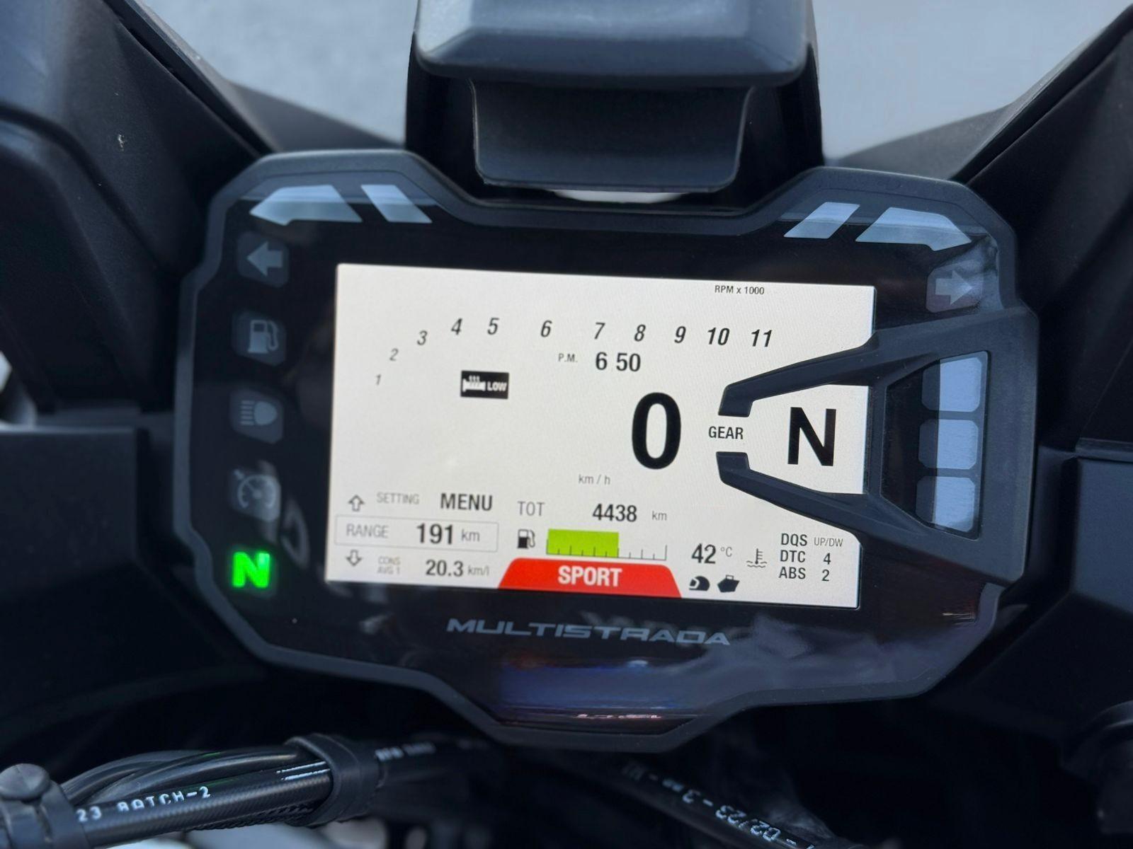 DUCATI MULTISTRADA V2 S 2024 - Imagen 11 de 11
