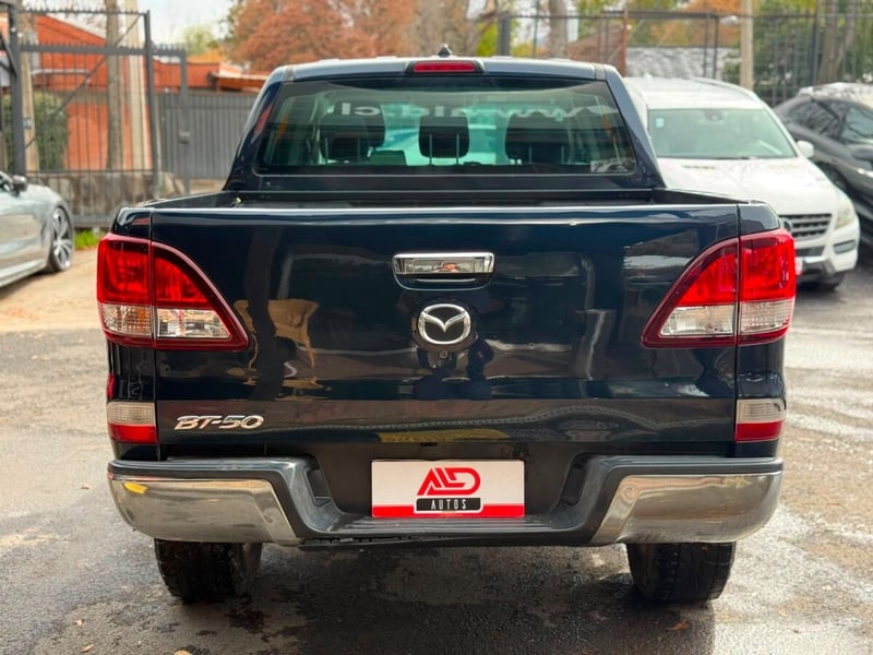Mazda BT-50 2.2 DIESEL 4X2 MT 2019 - Imagen 5 de 17