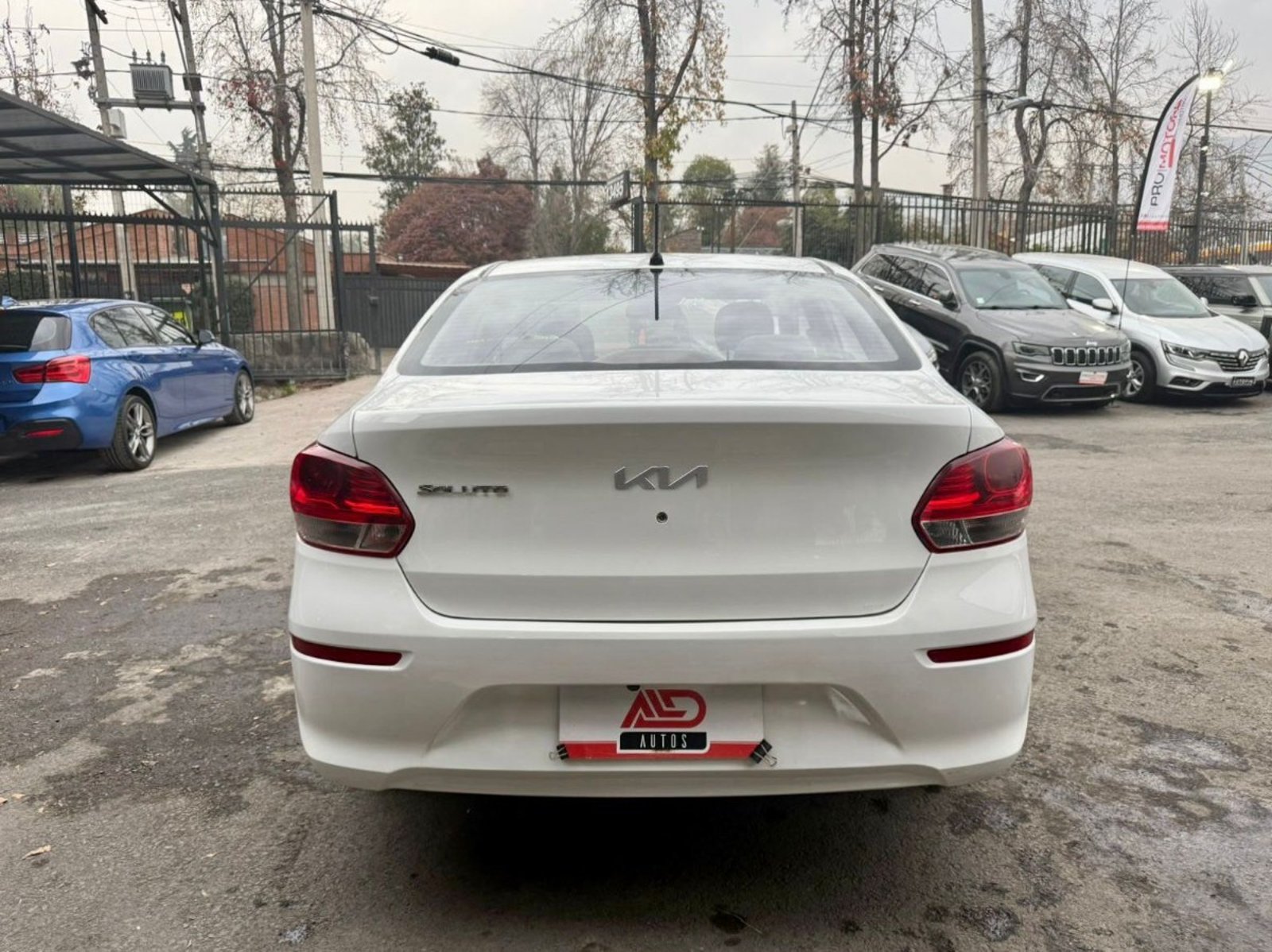 KIA SOLUTO LX 1.4 MT 2022 - Foto 5 de 14