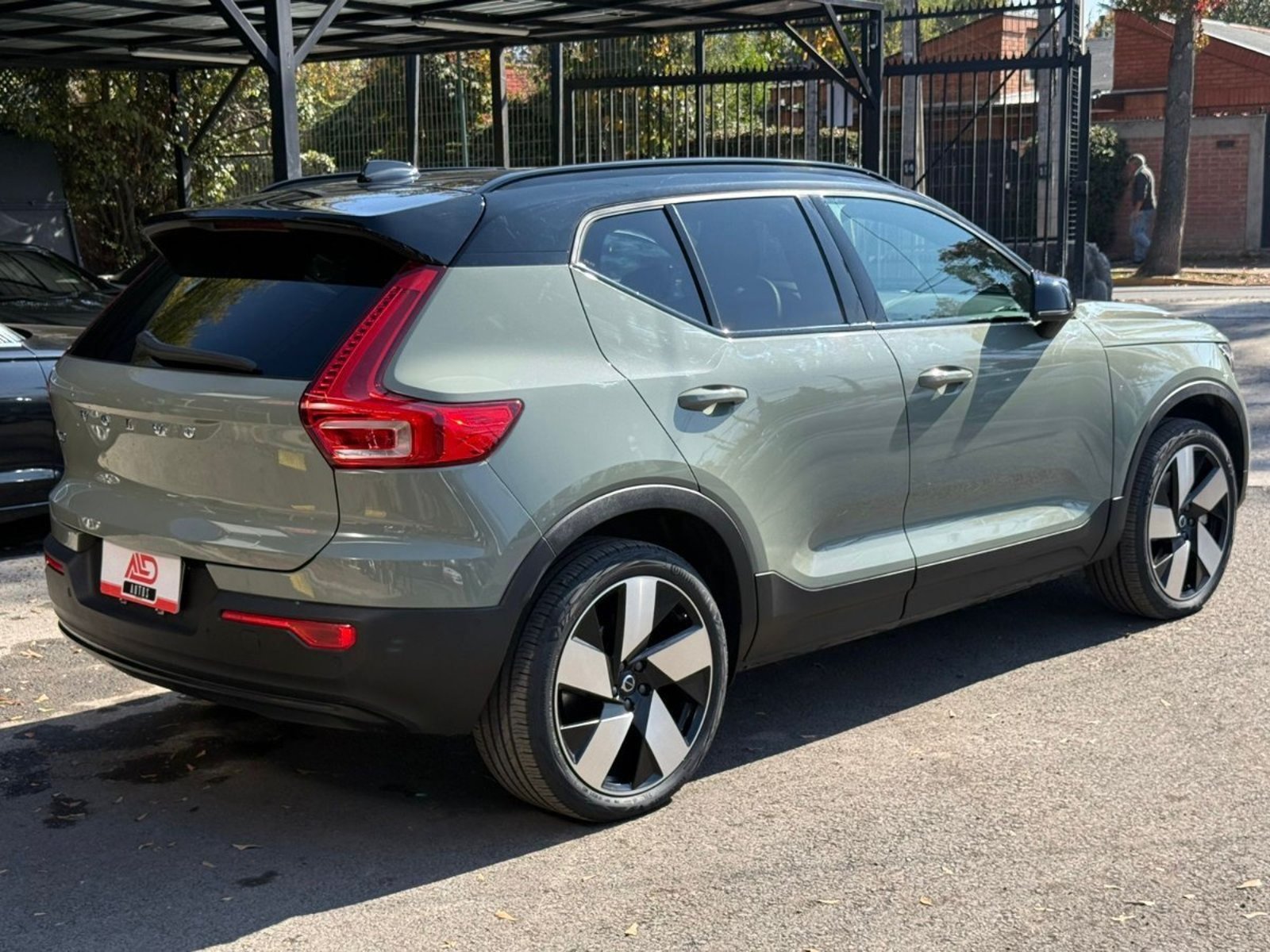 VOLVO EX40 P8 AWD 2025 - Imagen 4 de 20