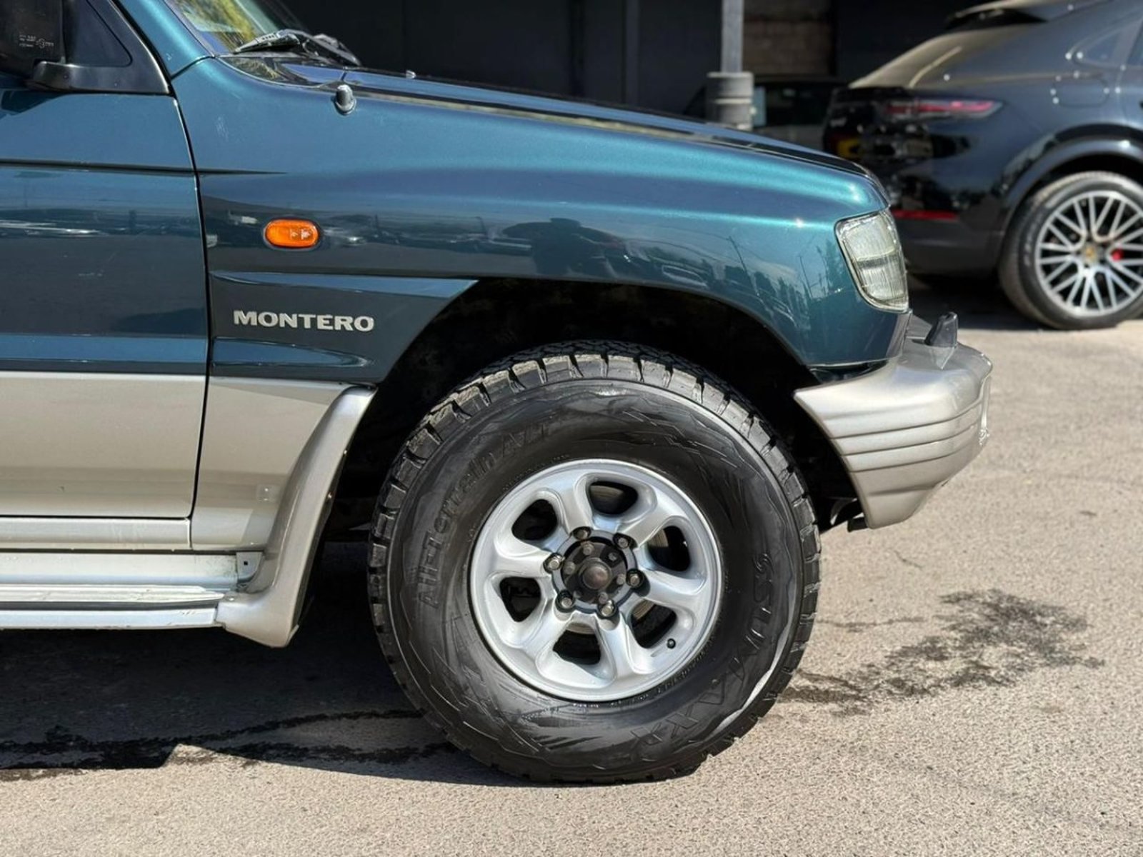 MITSUBISHI MONTERO 3.5 AT 4WD 1999 - Imagen 7 de 17