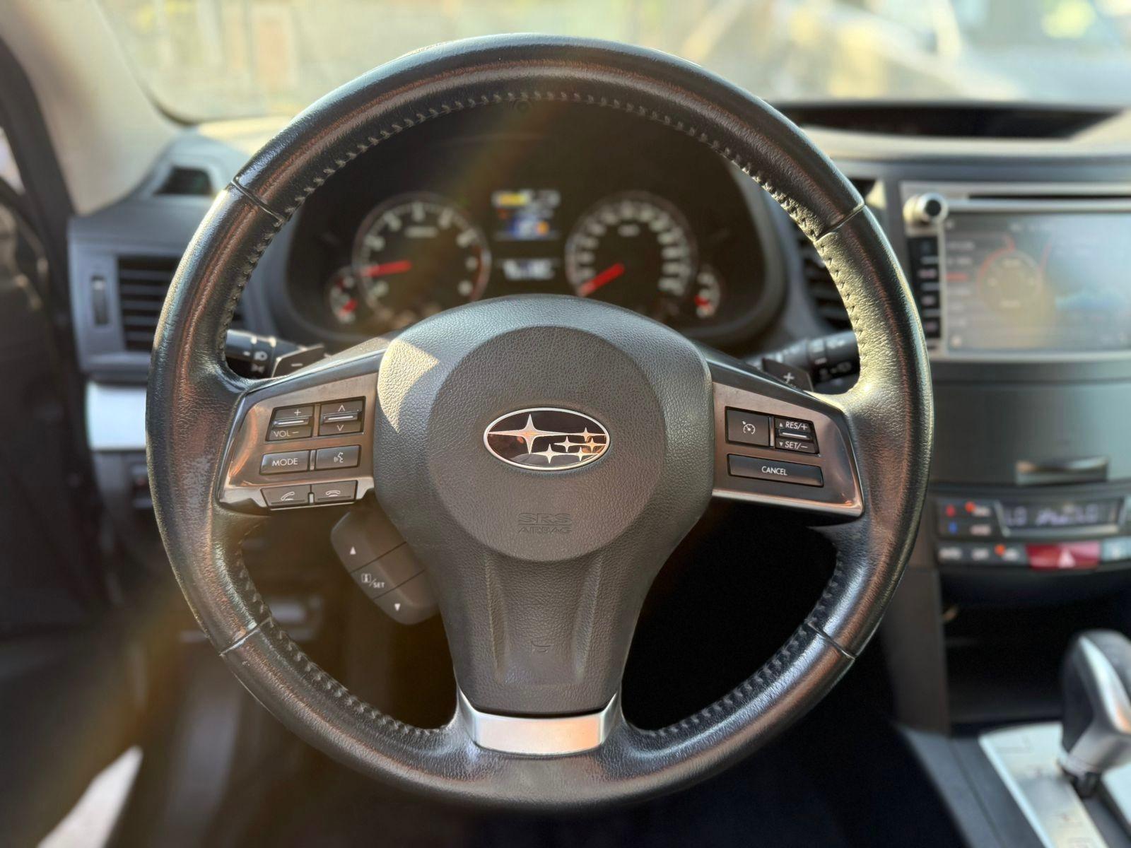 SUBARU OUTBACK LIMITED 2.5 CVT AWD 2013 - Imagen 10 de 20