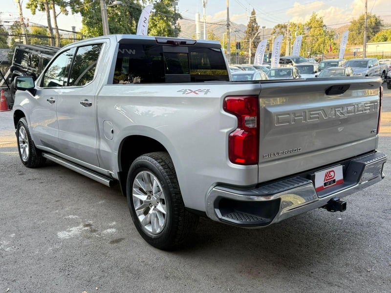 Chevrolet SILVERADO LTZ 5.3 MANTENCIONES 2020 - Imagen 6 de 20