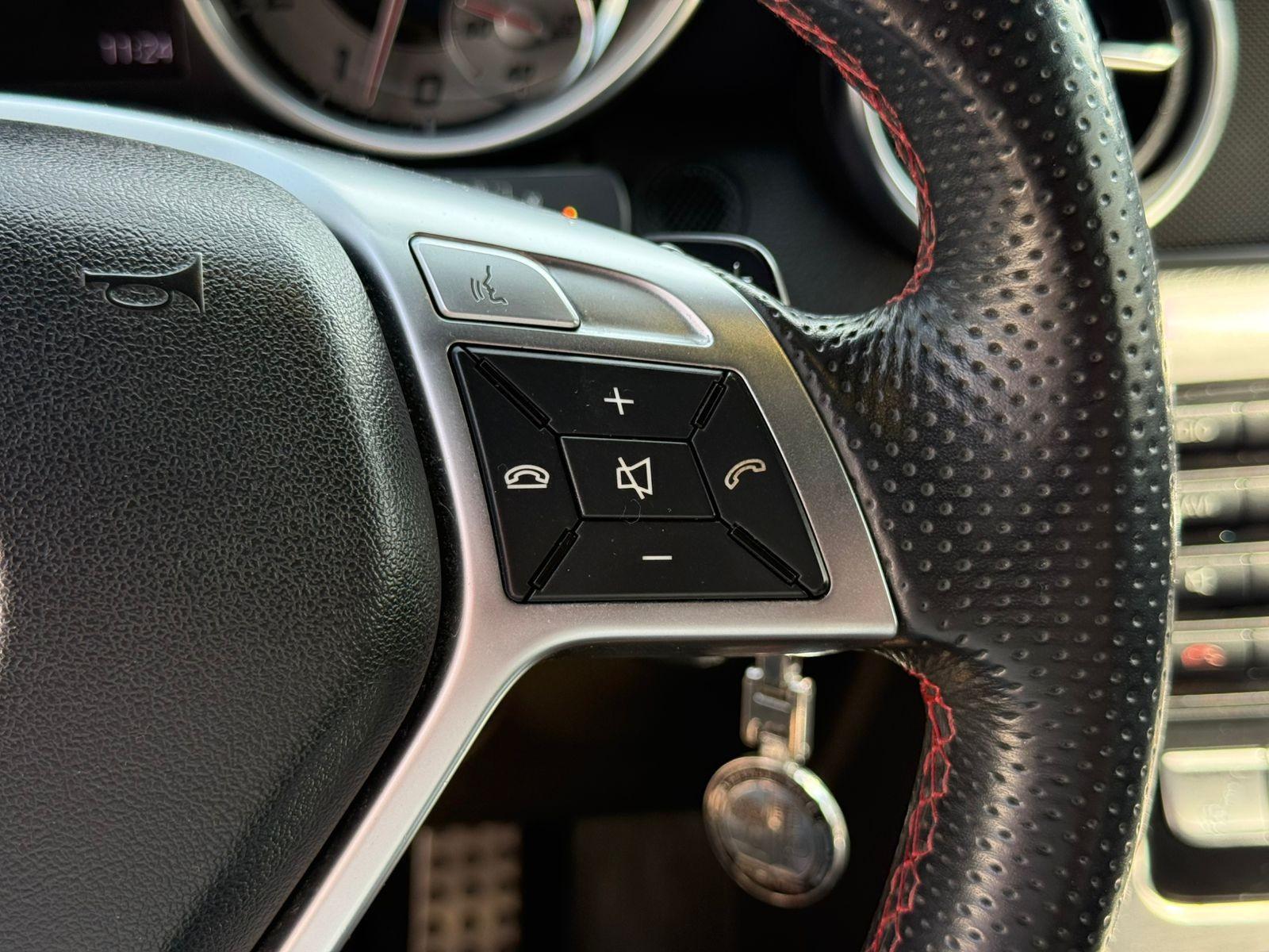 MERCEDES-BENZ SLK350 ROADSTER V6 2013 - Imagen 16 de 20