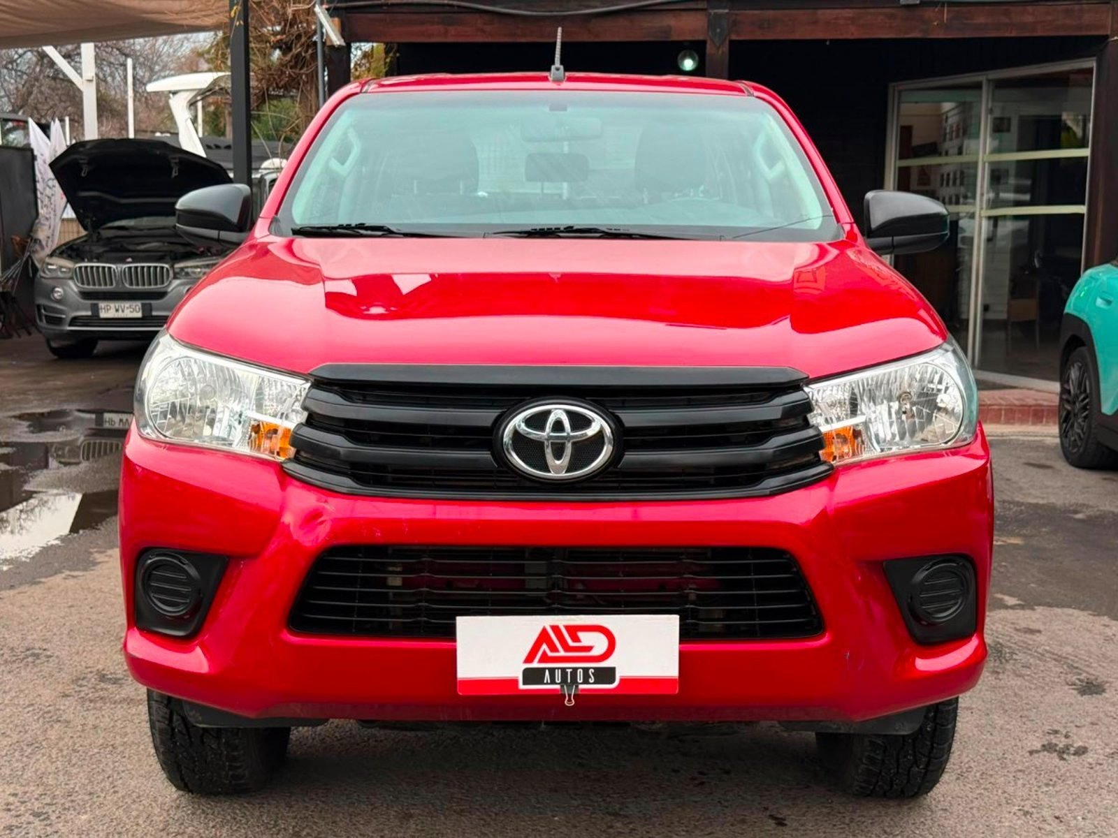 Toyota HILUX DX 4X4 MT 2.4 2023 - Foto 2 de 17