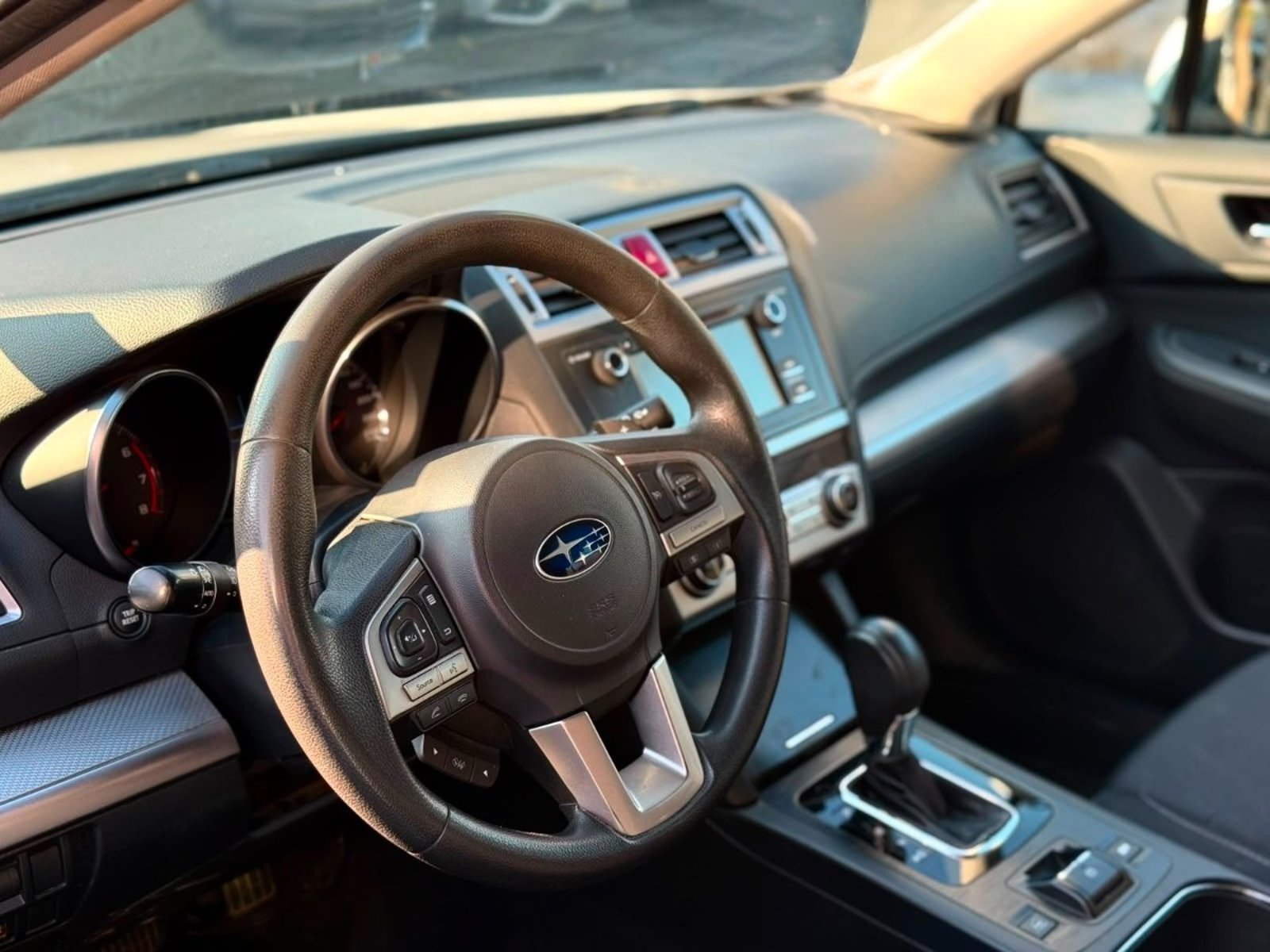 Subaru OUTBACK XS CVT 2.5 AWD 2015 - Imagen 7 de 15