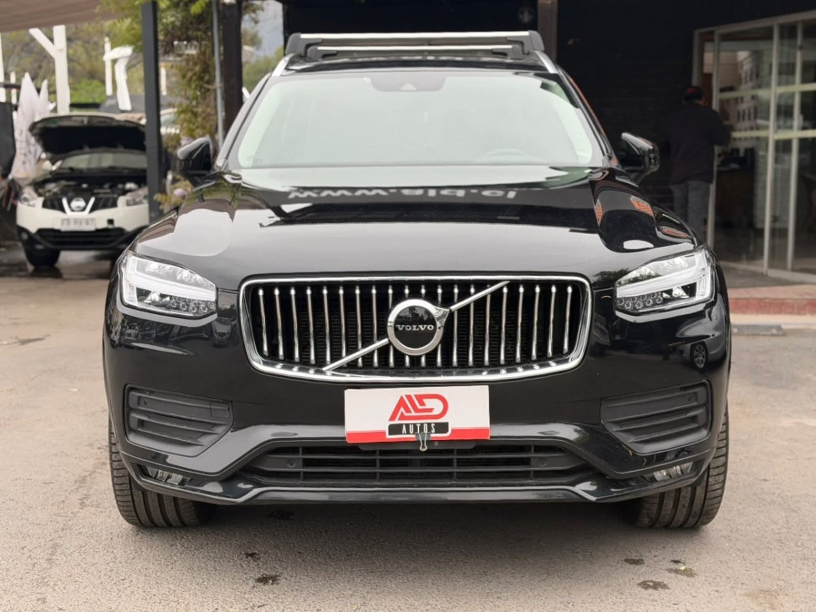 Volvo XC90 MOMENTUM II B6 AWD 2022 - Foto 2 de 20