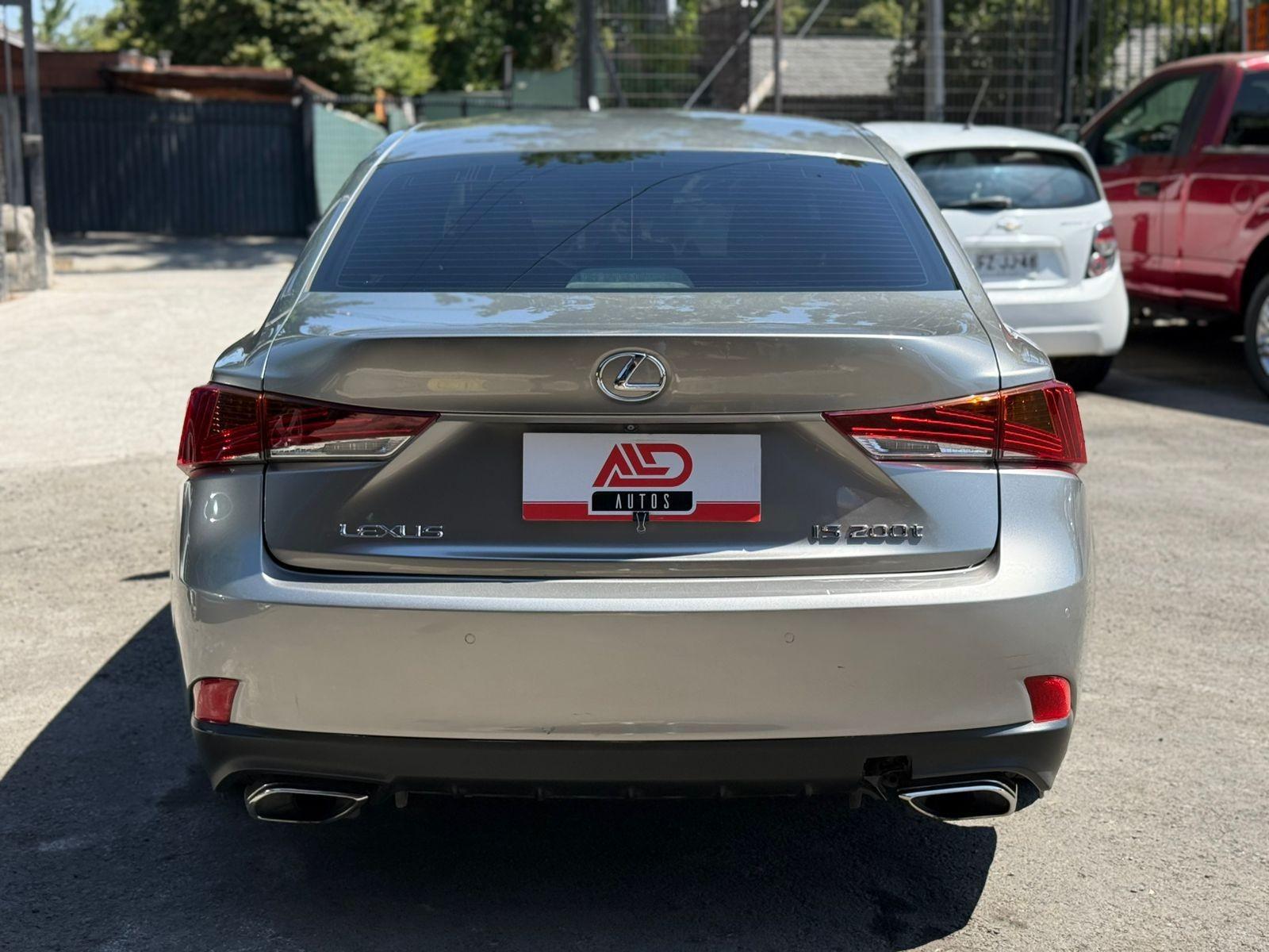 Lexus IS 200 2.0 TURBO 2017 - Foto 5 de 20