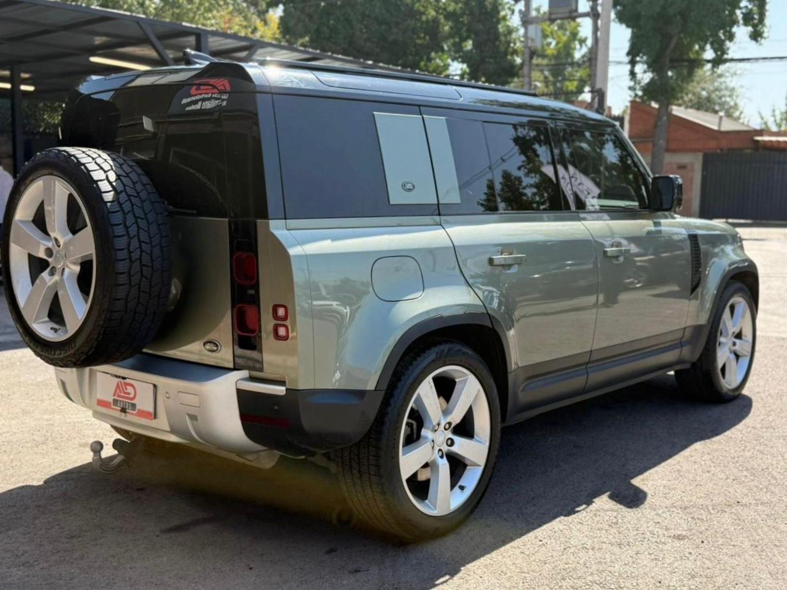 LAND ROVER DEFENDER 110 4X4 3.0 AT 2021 - Imagen 4 de 19