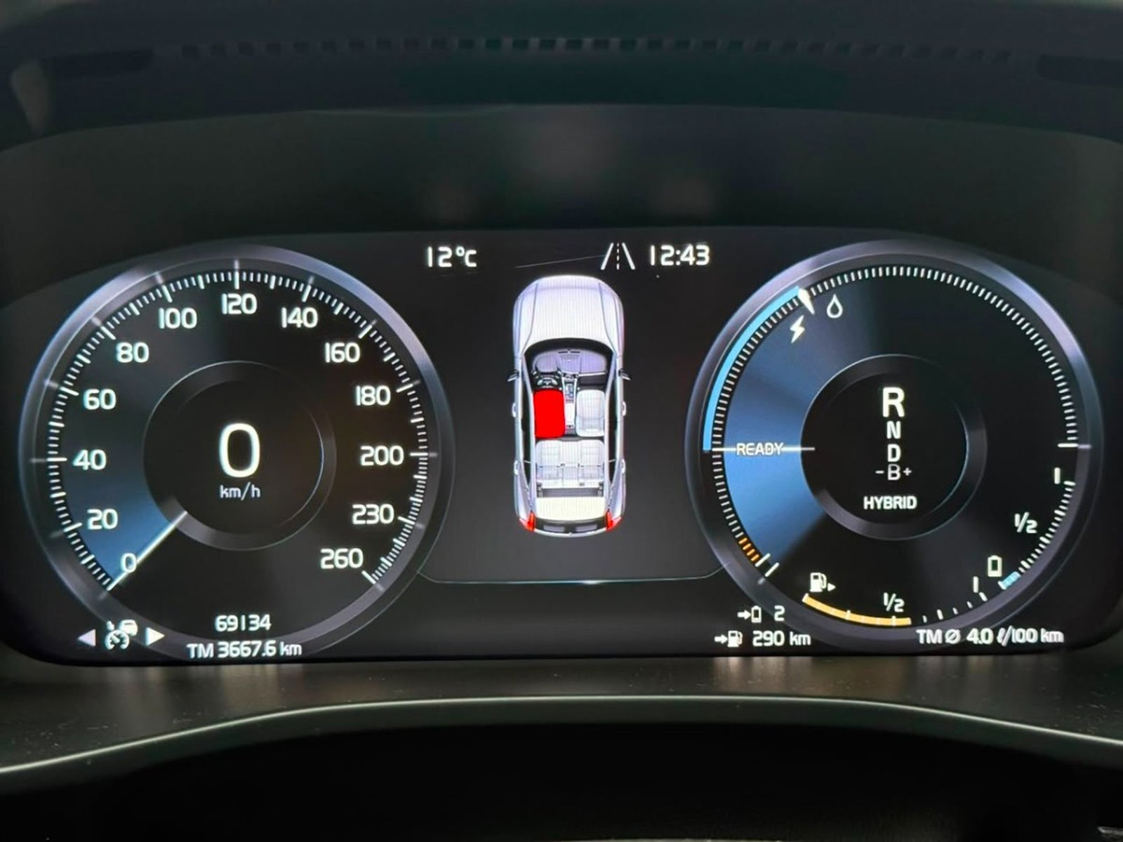 Volvo XC40 T5 HYBRID R DESING 1.5T 2023 - Imagen 11 de 18