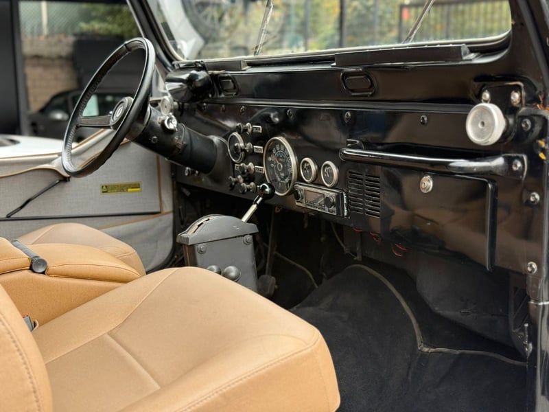 Jeep CJ7 V8 4X4 AUTOMATICO 1978 - Imagen 10 de 11