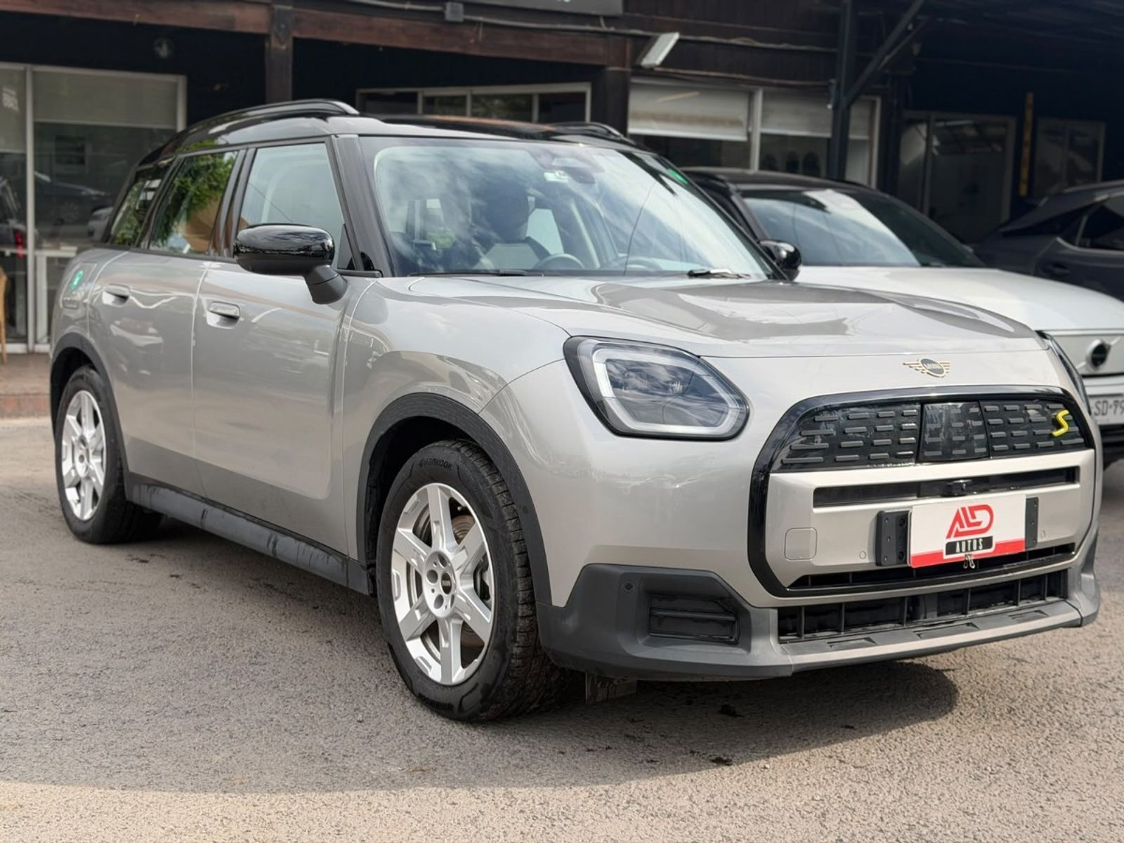 Mini COUNTRYMAN S SE ALL4 2026 - Foto 3 de 19