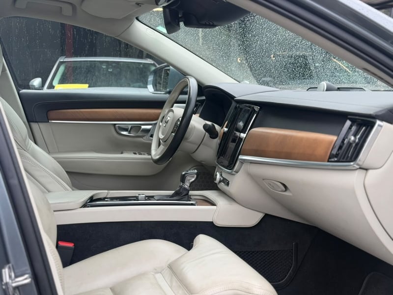 Volvo S90 INSCRIPTION T6 AWD 2018 - Imagen 19 de 20