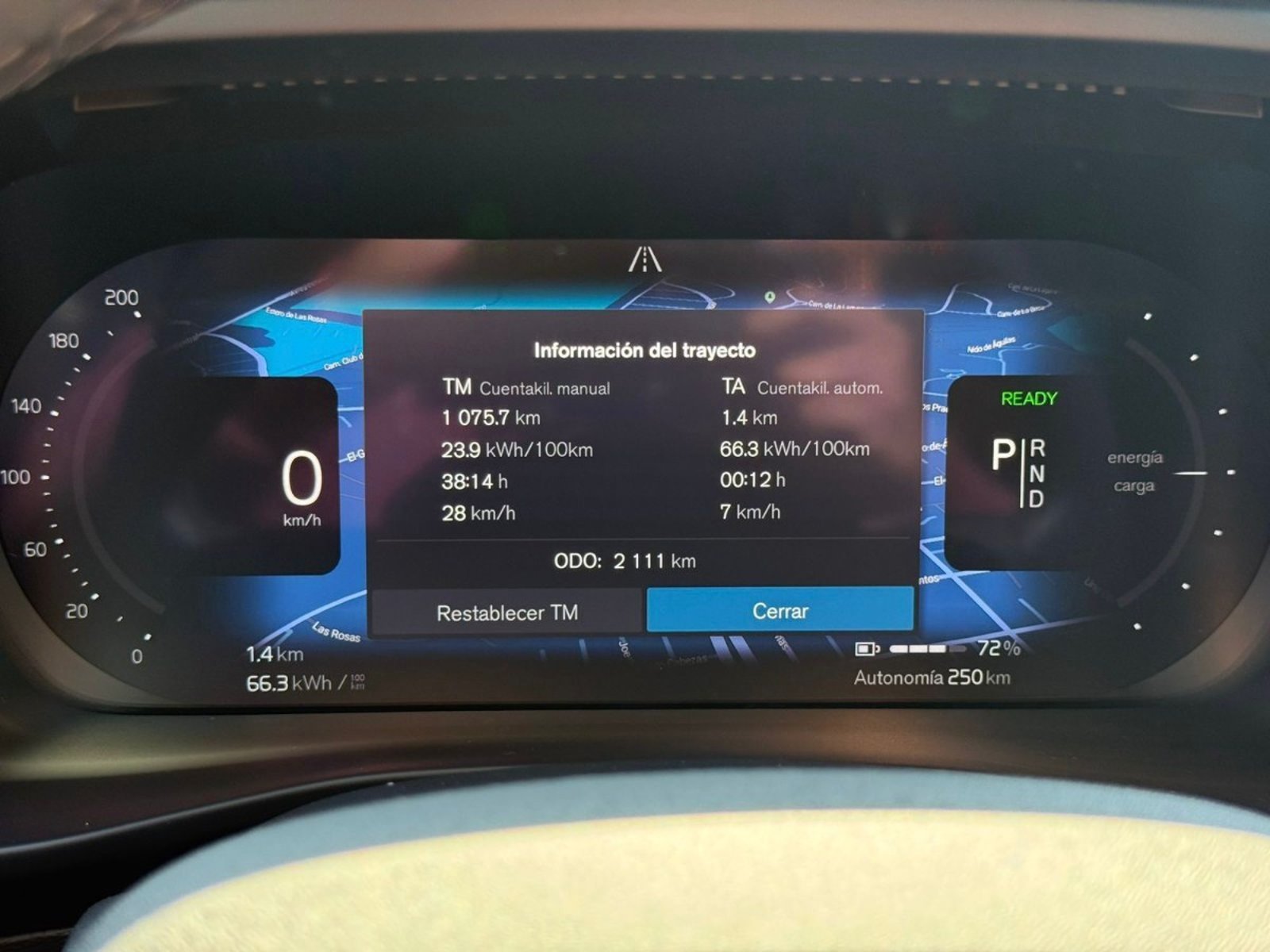 VOLVO EX40 P8 AWD 2025 - Imagen 11 de 20