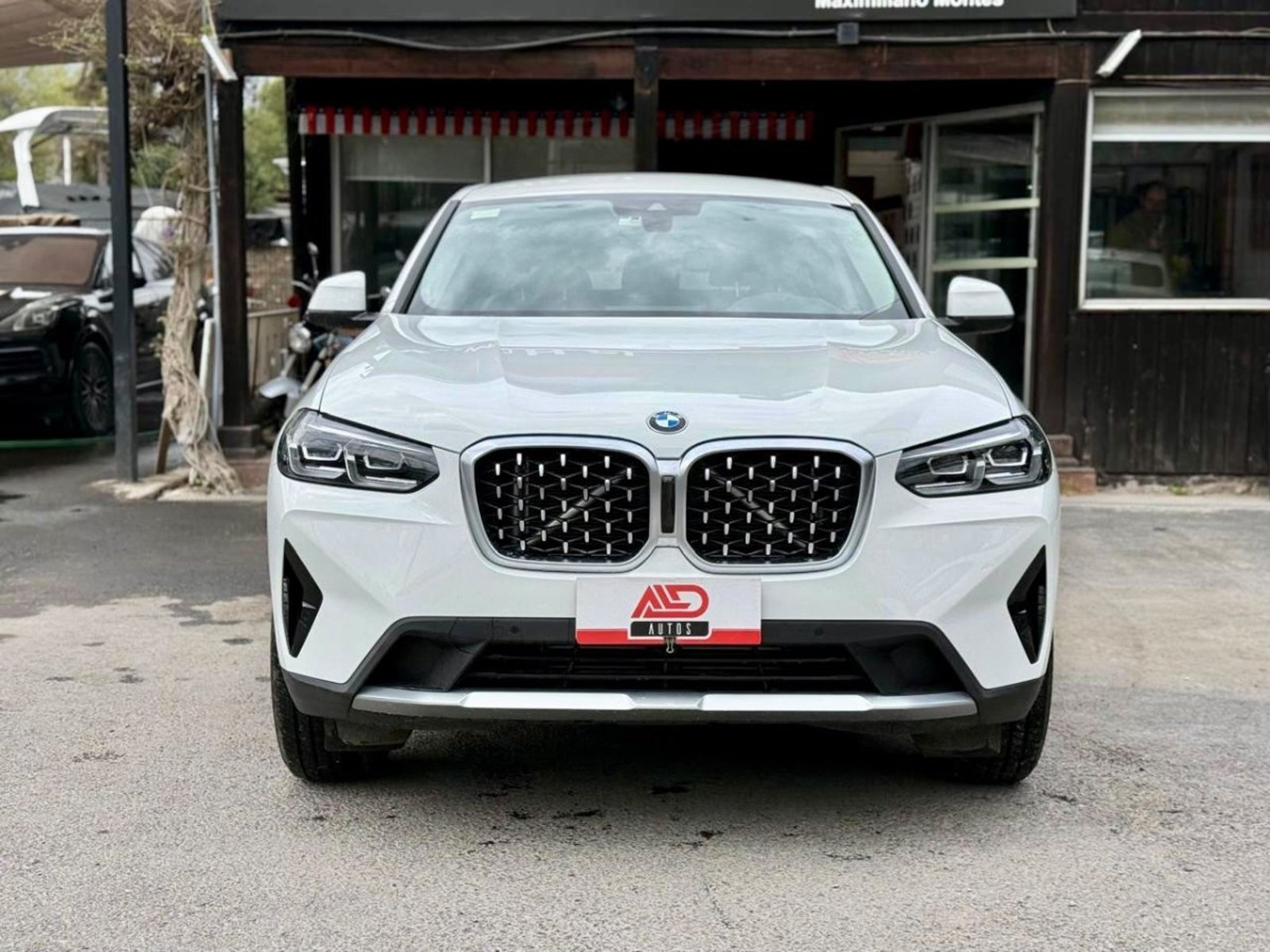 BMW X4 20I XDRIVE 2.0 2025 - Foto 2 de 19