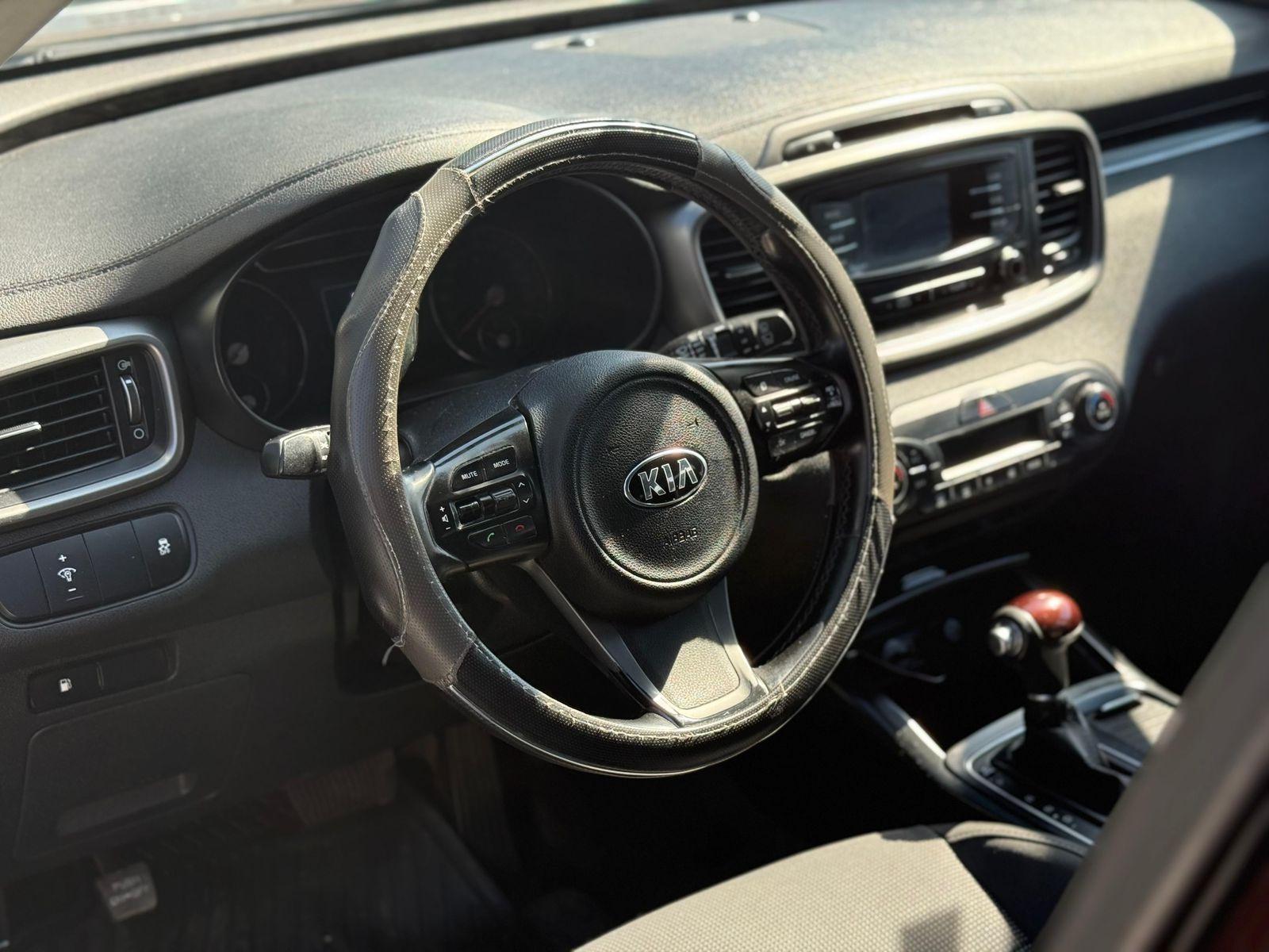 KIA SORENTO EX 2.4 AT 2015 - Imagen 8 de 19