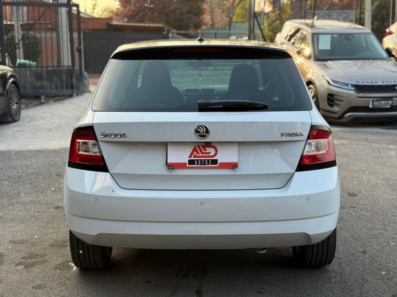 SKODA FABIA TDI 1.4 MT 2018 - Imagen 5 de 17