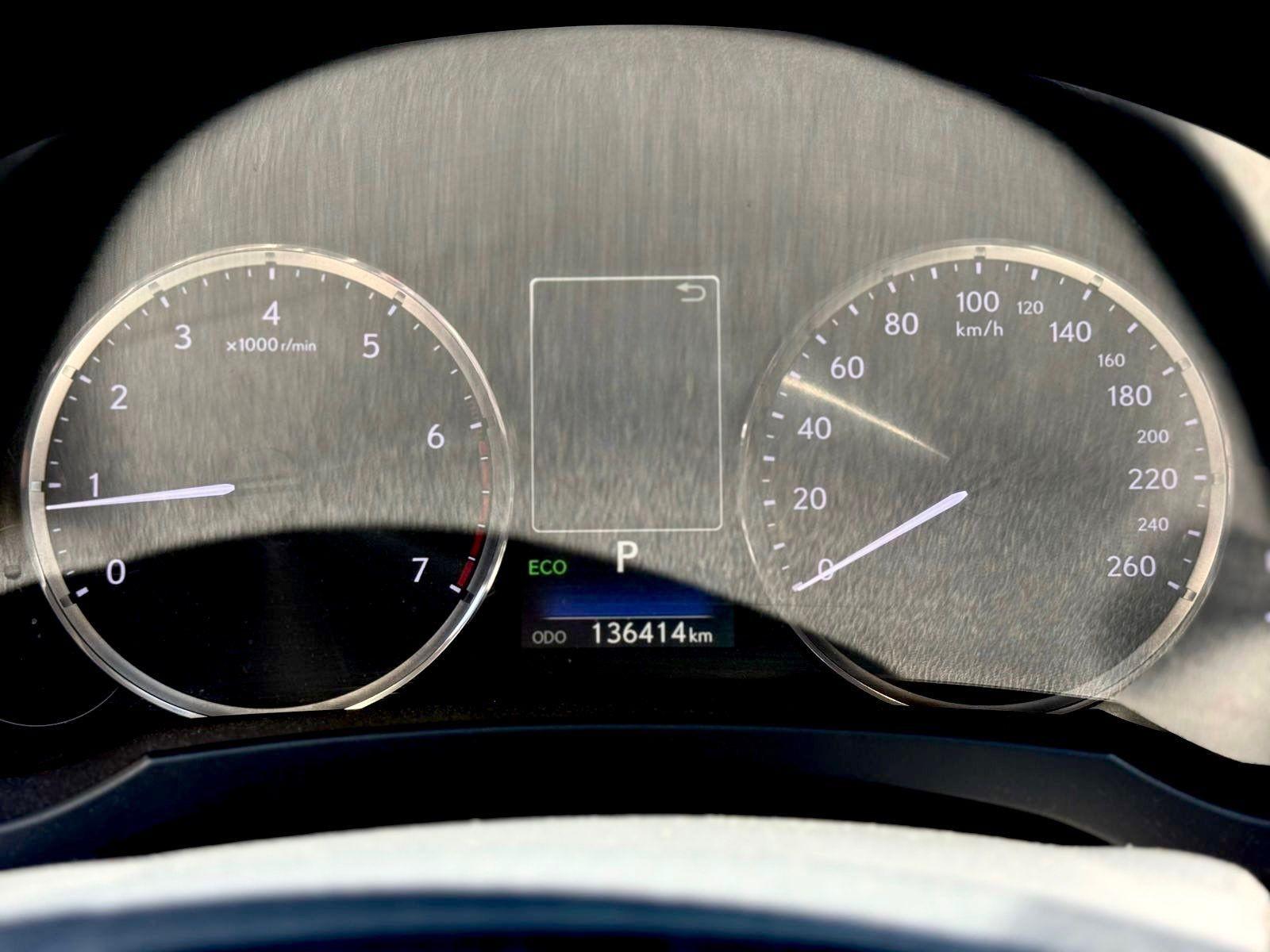 LEXUS IS 200 2.0 TURBO 2017 - Imagen 13 de 20
