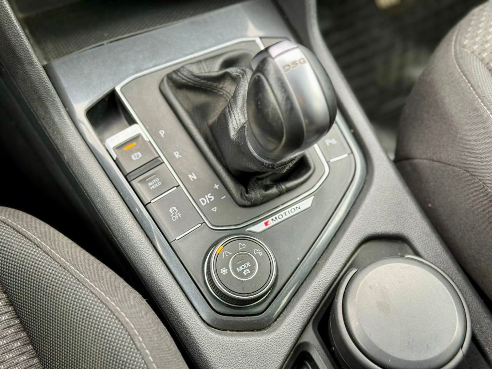 VOLKSWAGEN TIGUAN 2.0 TDI 4MOTION 2019 - Imagen 13 de 18