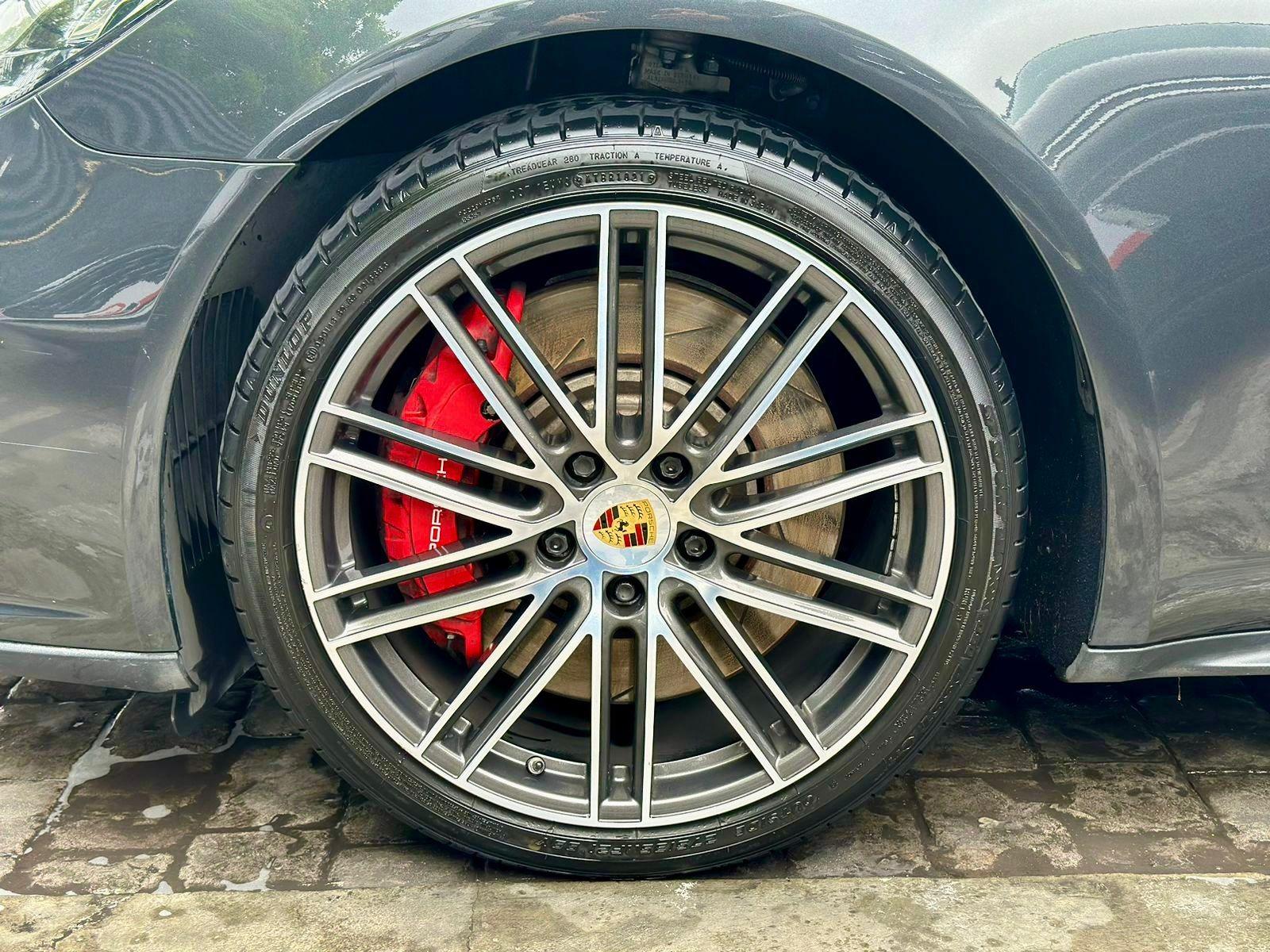 PORSCHE PANAMERA 2018 - Imagen 10 de 19