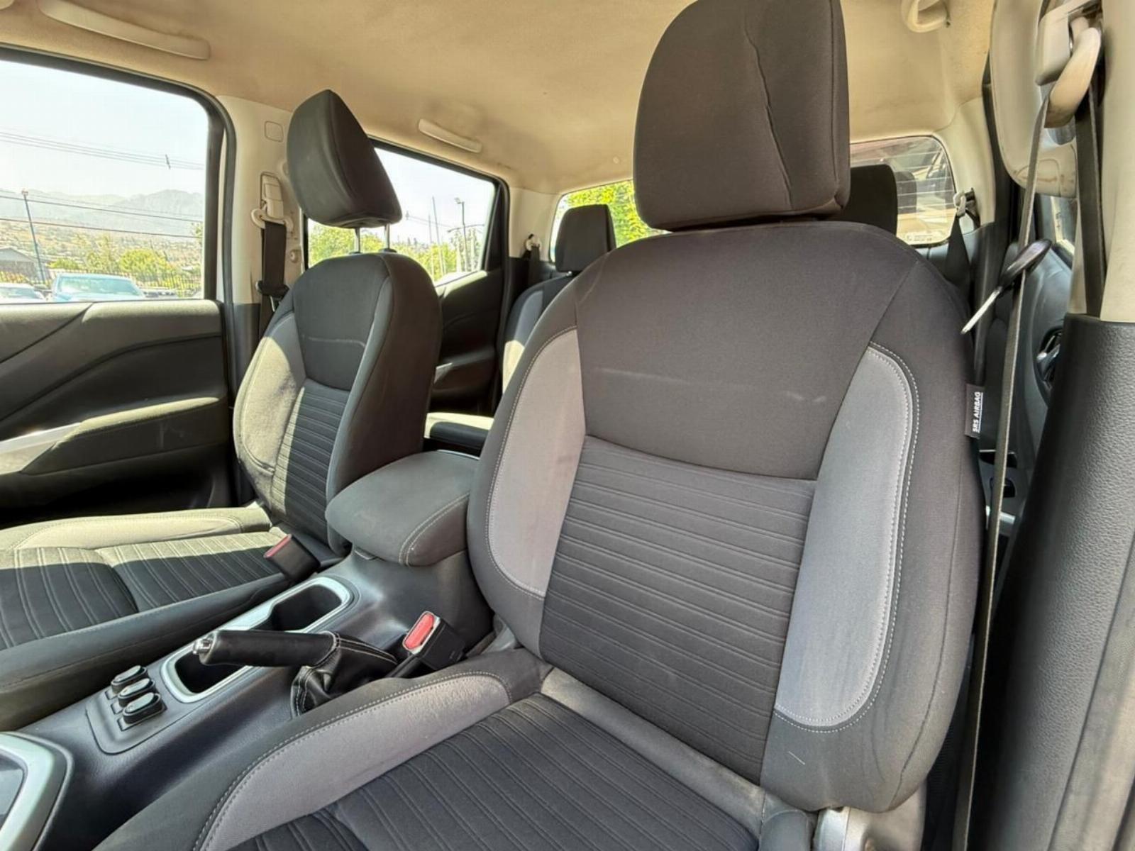 NISSAN NAVARA XE 2.3 AT 4WD 2022 - Imagen 18 de 18
