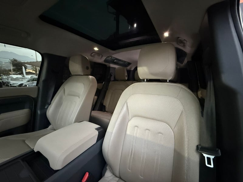 Land Rover DEFENDER 110 FIRST EDITION 2021 - Imagen 17 de 20