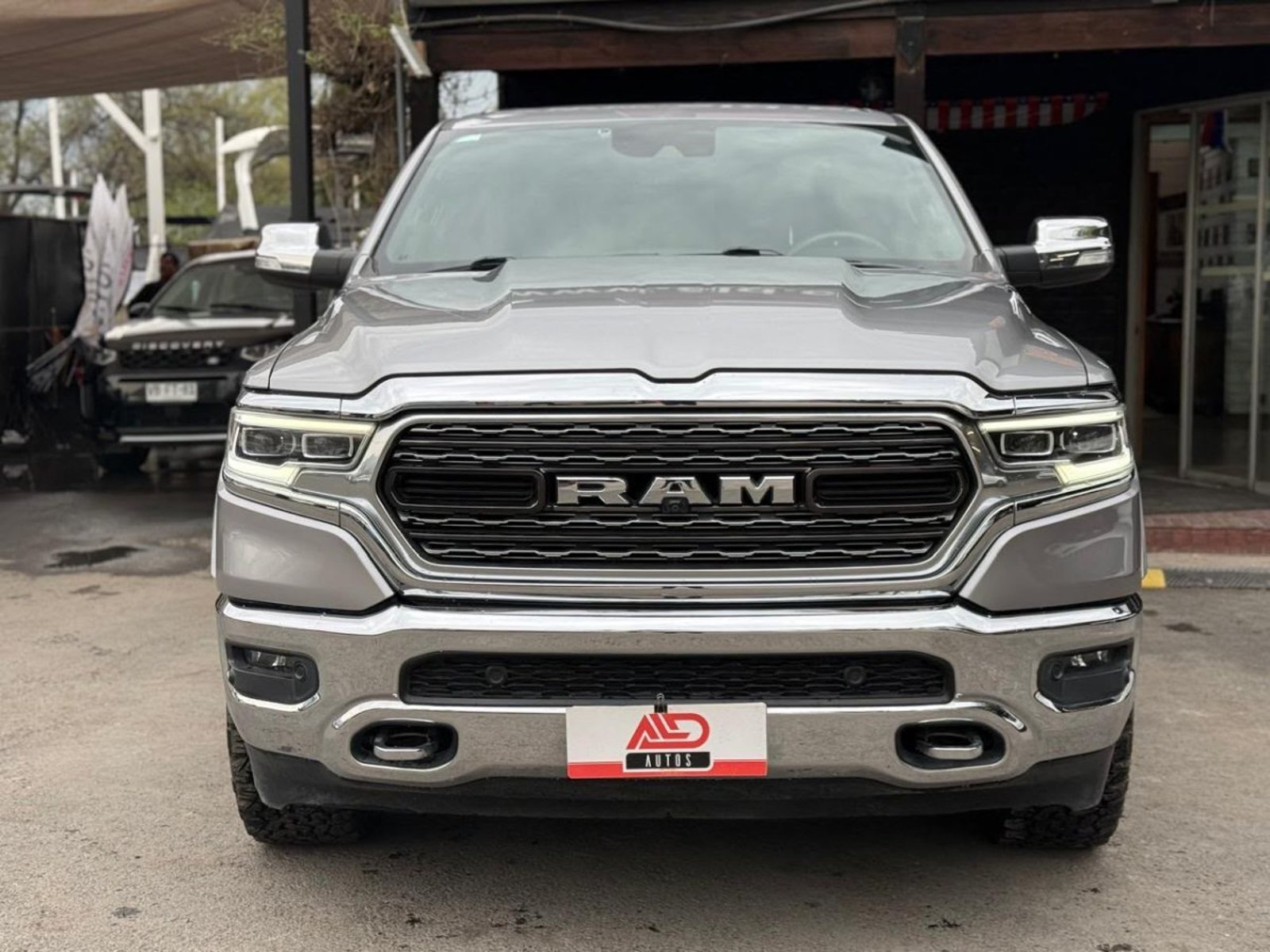 RAM 1500 LIMITED 5.7 2020 - Foto 2 de 19