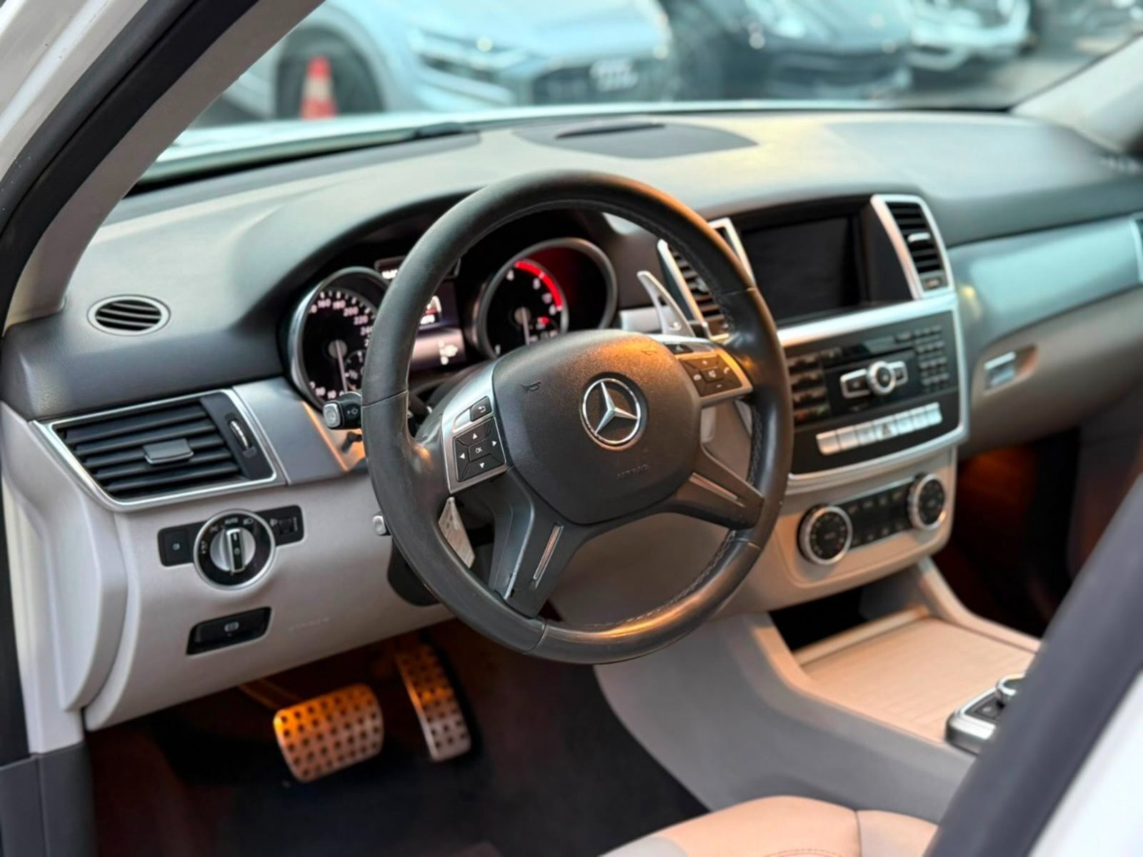 MERCEDES-BENZ ML 250 BLUETEC 3.0 AT 2015 - Imagen 8 de 18