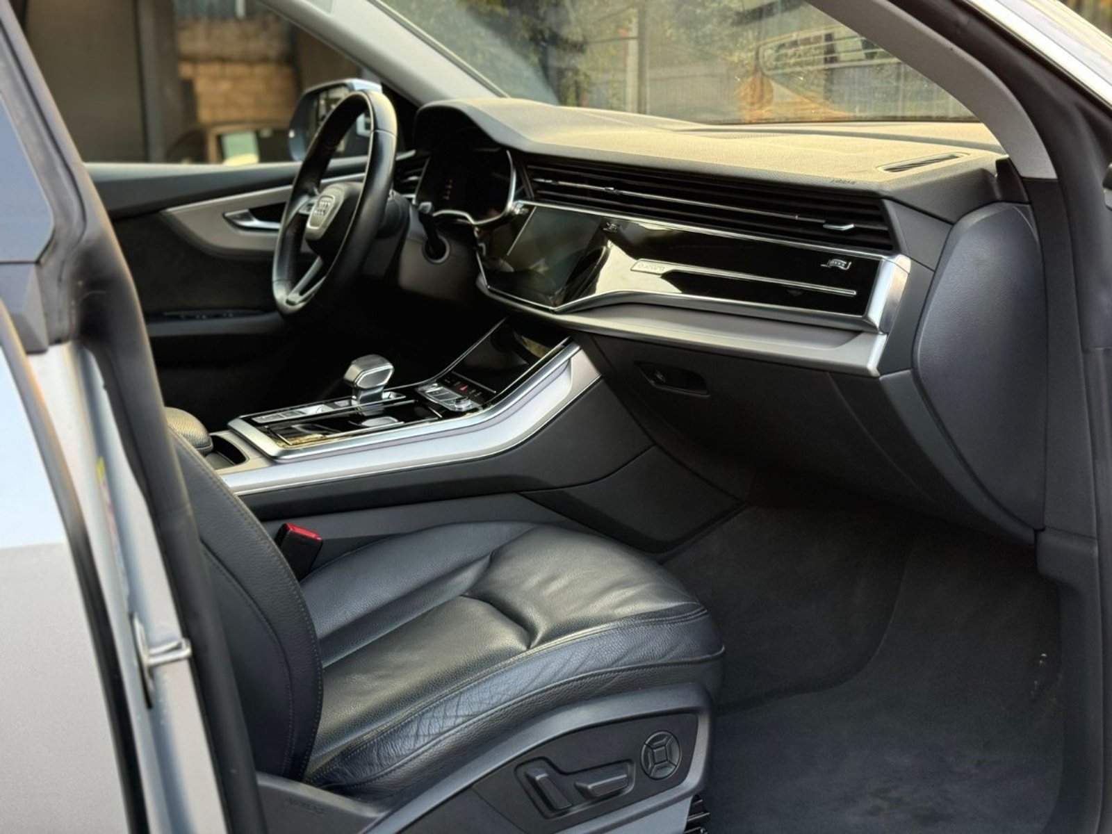 AUDI Q8 55 TSFI QUATTRO 3.0T 2021 - Imagen 18 de 20