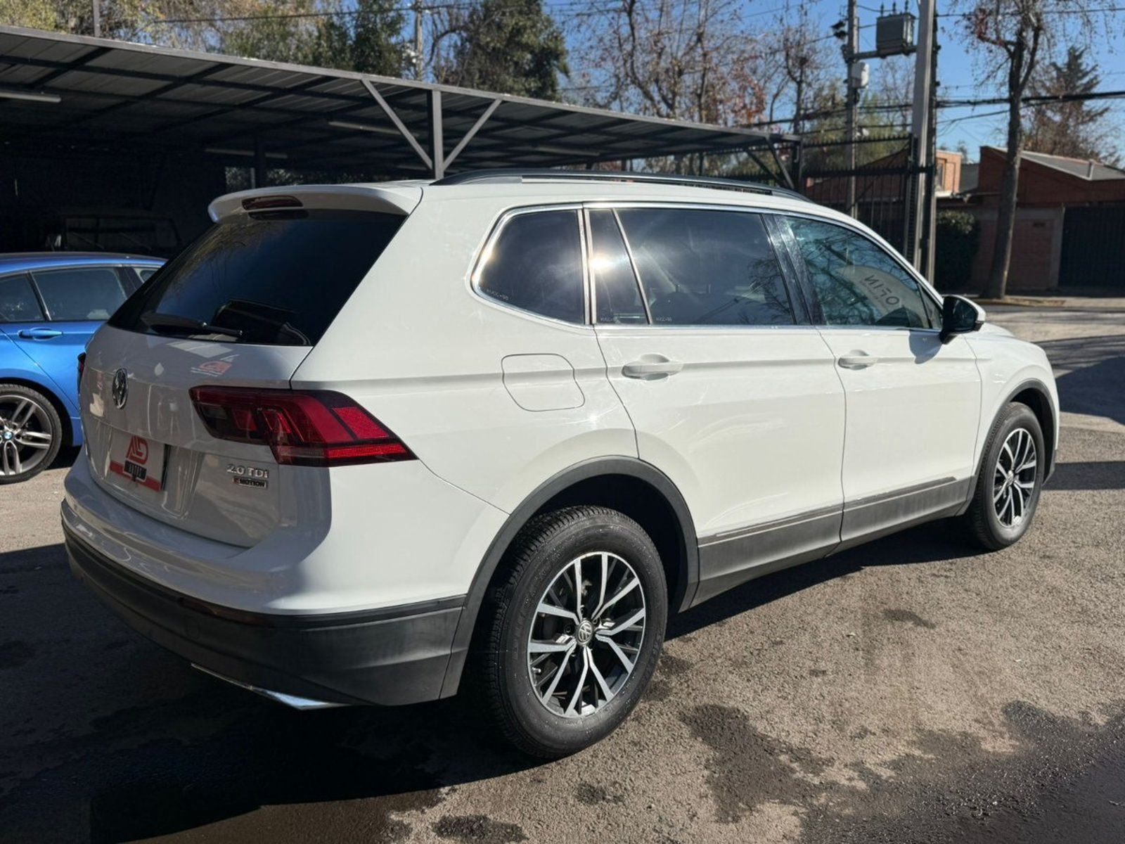 VOLKSWAGEN TIGUAN TDI 4X4 7A 4MOTION DIESEL 2019 - Foto 4 de 16