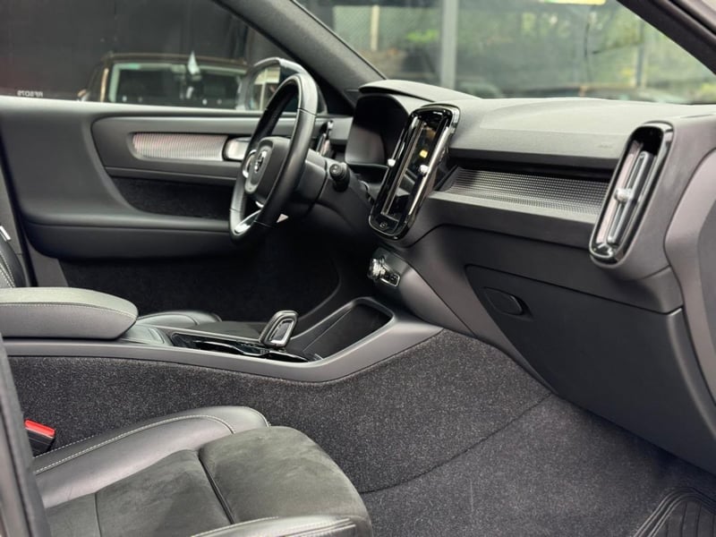 Volvo XC40 P8 PRESTIGE 2022 - Imagen 9 de 15