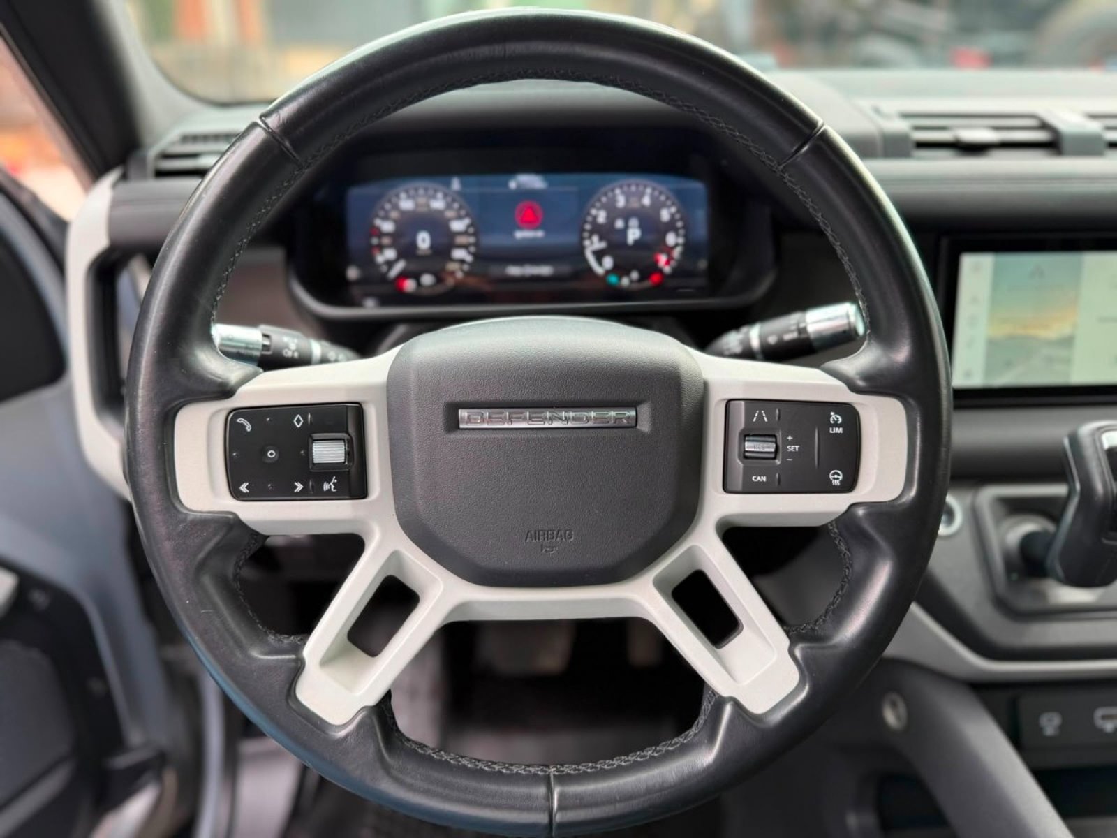 Land Rover DEFENDER 110 2021 - Imagen 10 de 18