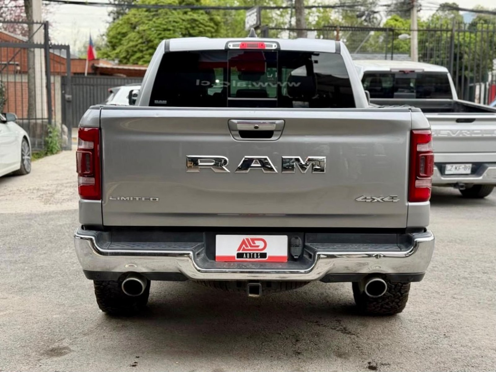 RAM 1500 LIMITED 5.7 2020 - Foto 5 de 19