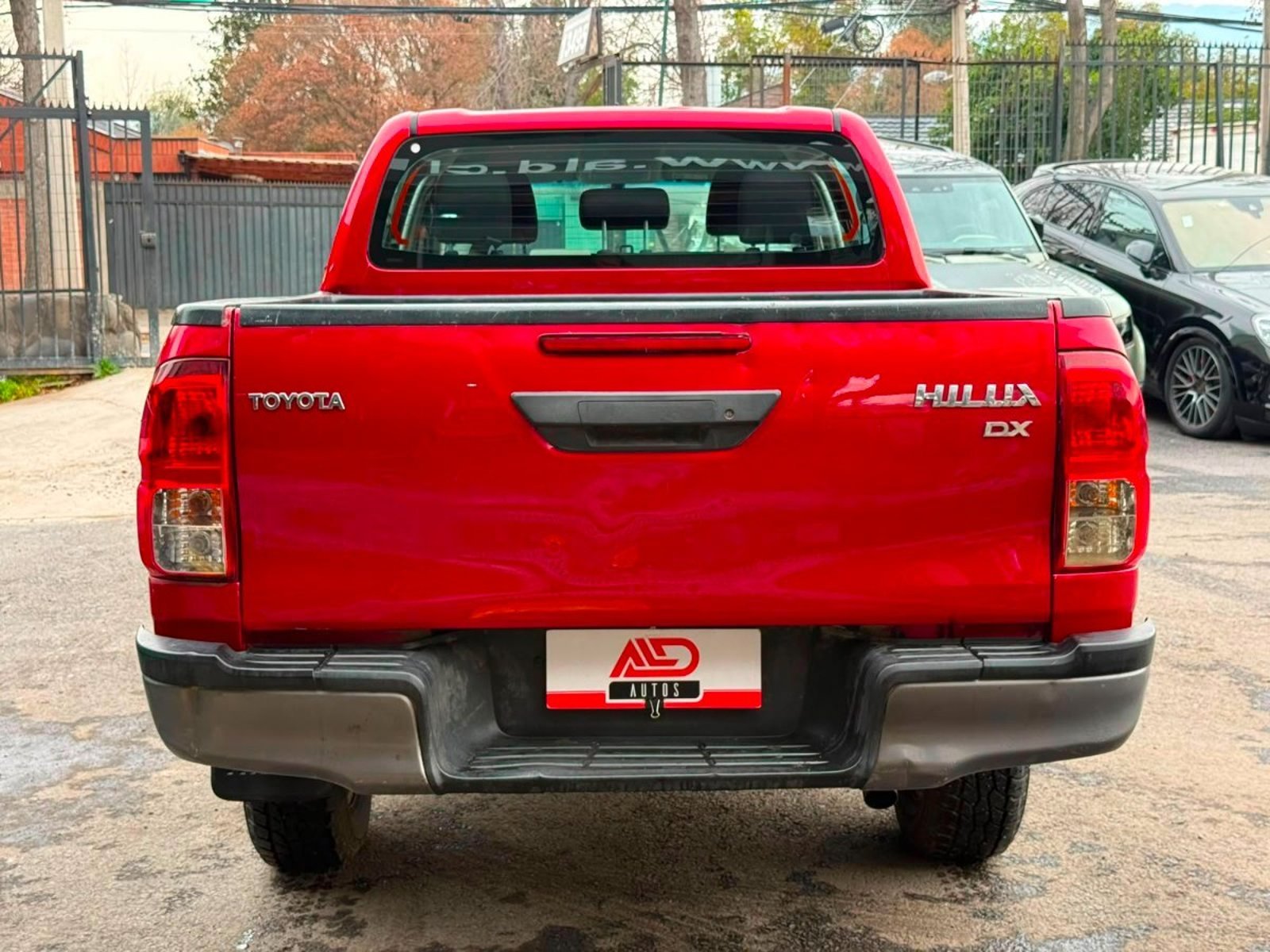 Toyota HILUX DX 4X4 MT 2.4 2023 - Imagen 5 de 17