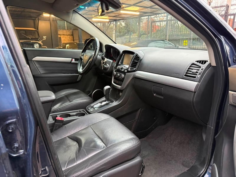 Chevrolet CAPTIVA LTZ DIESEL AWD AT 2017 - Imagen 10 de 19