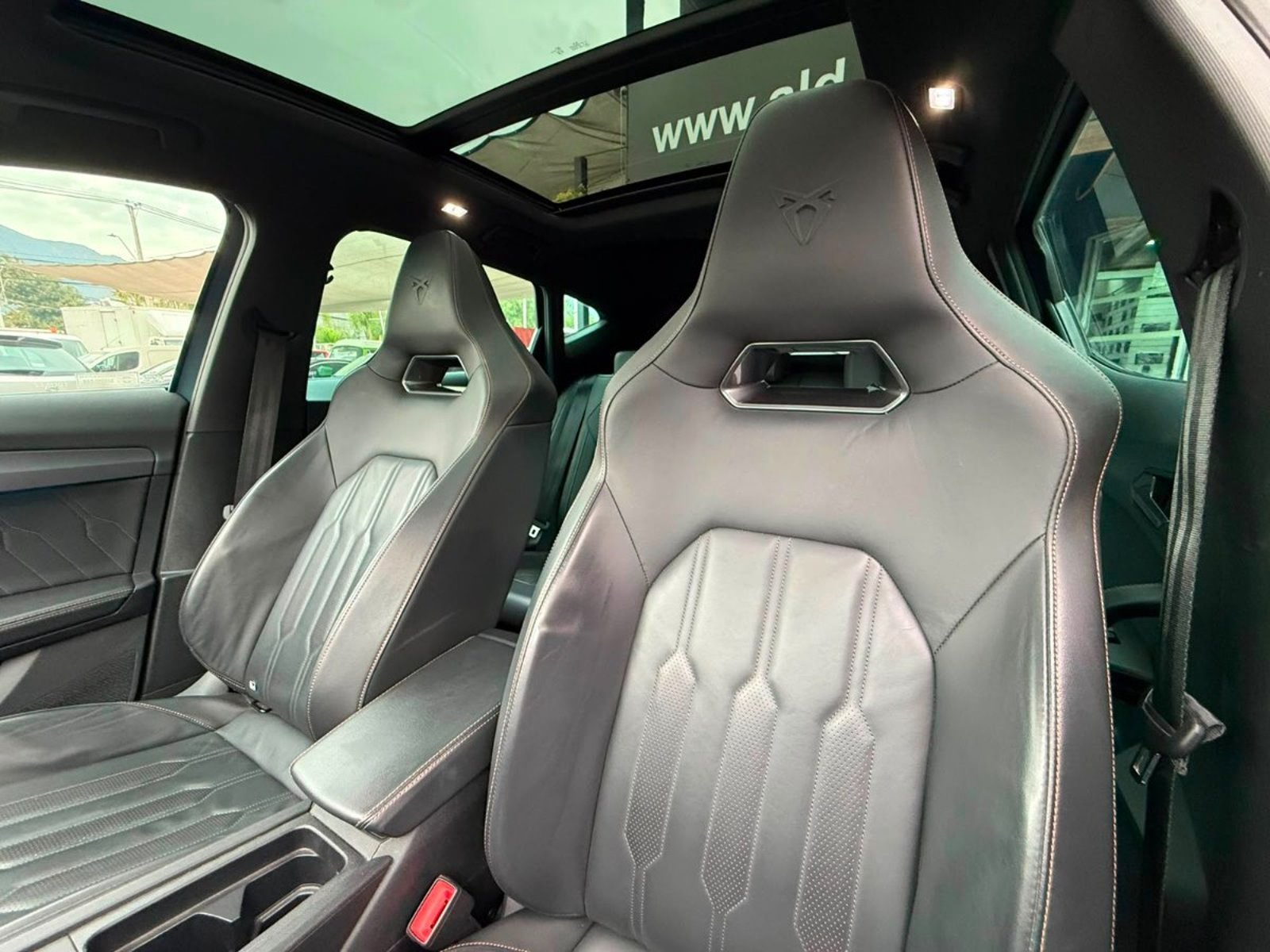 Cupra FORMENTOR VZ 2.0 2024 - Imagen 15 de 18