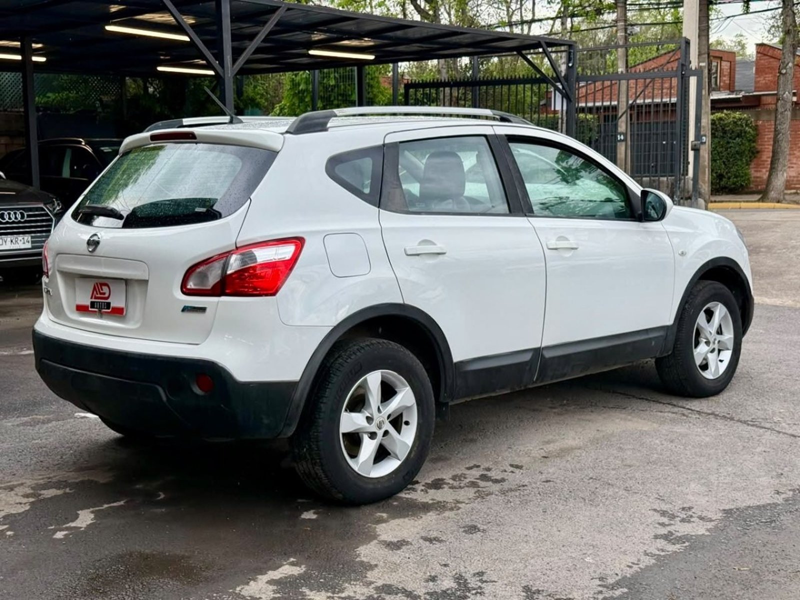 Nissan QASHQAI 2.0 AT 2WD 2013 - Foto 4 de 9