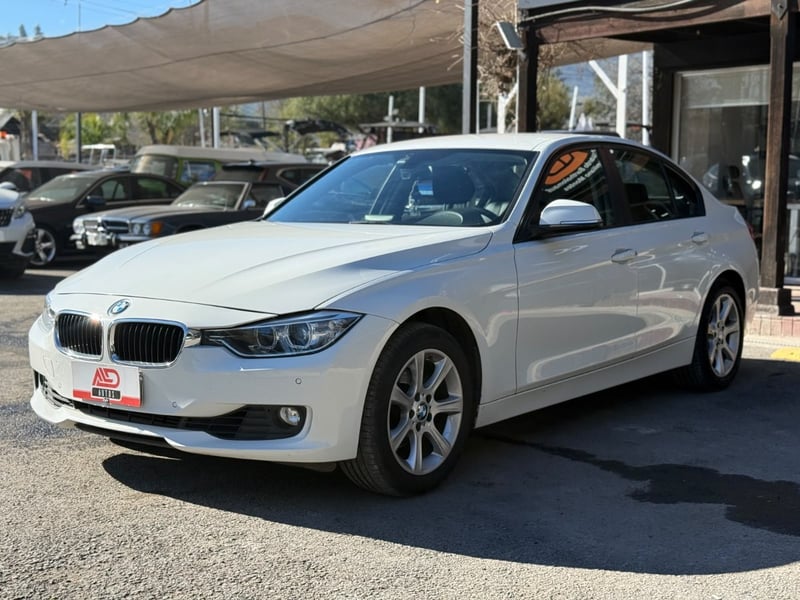BMW 320 F30 2.0 2015